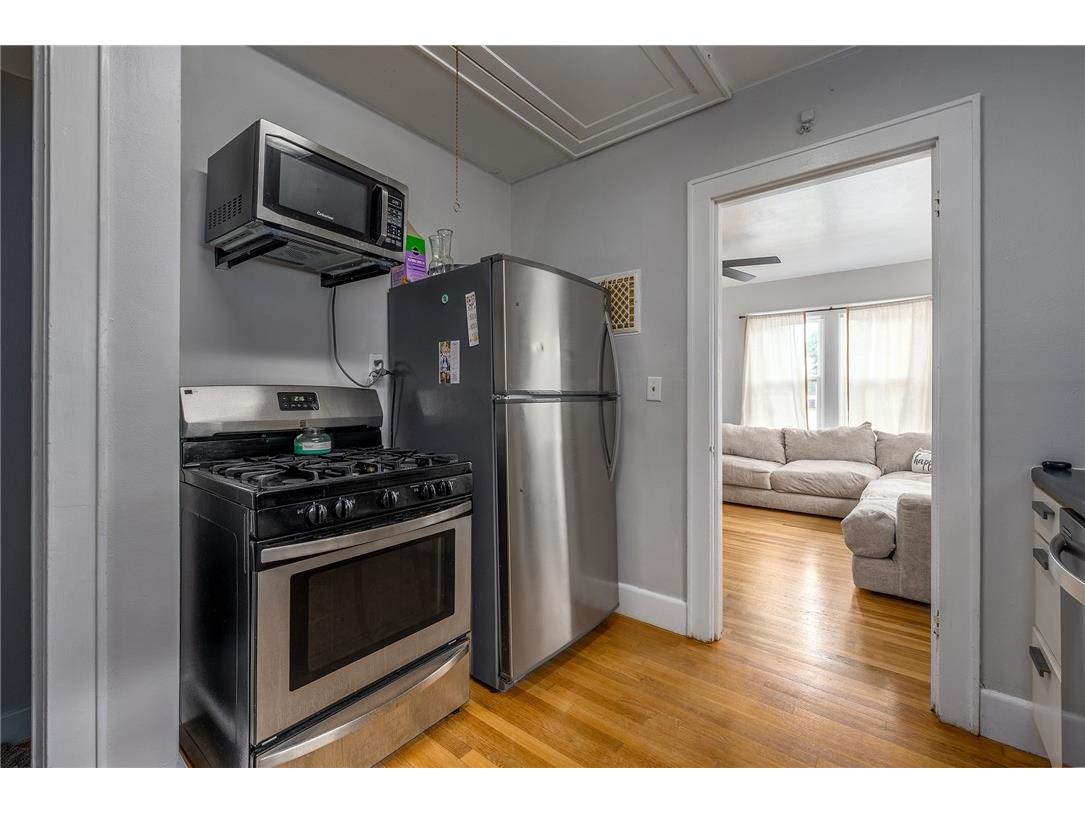 2712 3rd Street Eau Claire WI 54703 1596692 image6