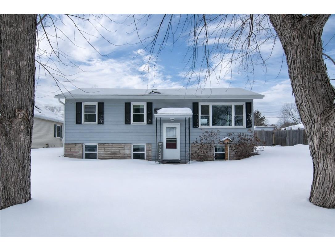 2714 Blakeley Avenue Eau Claire WI 54701 1597765 image1