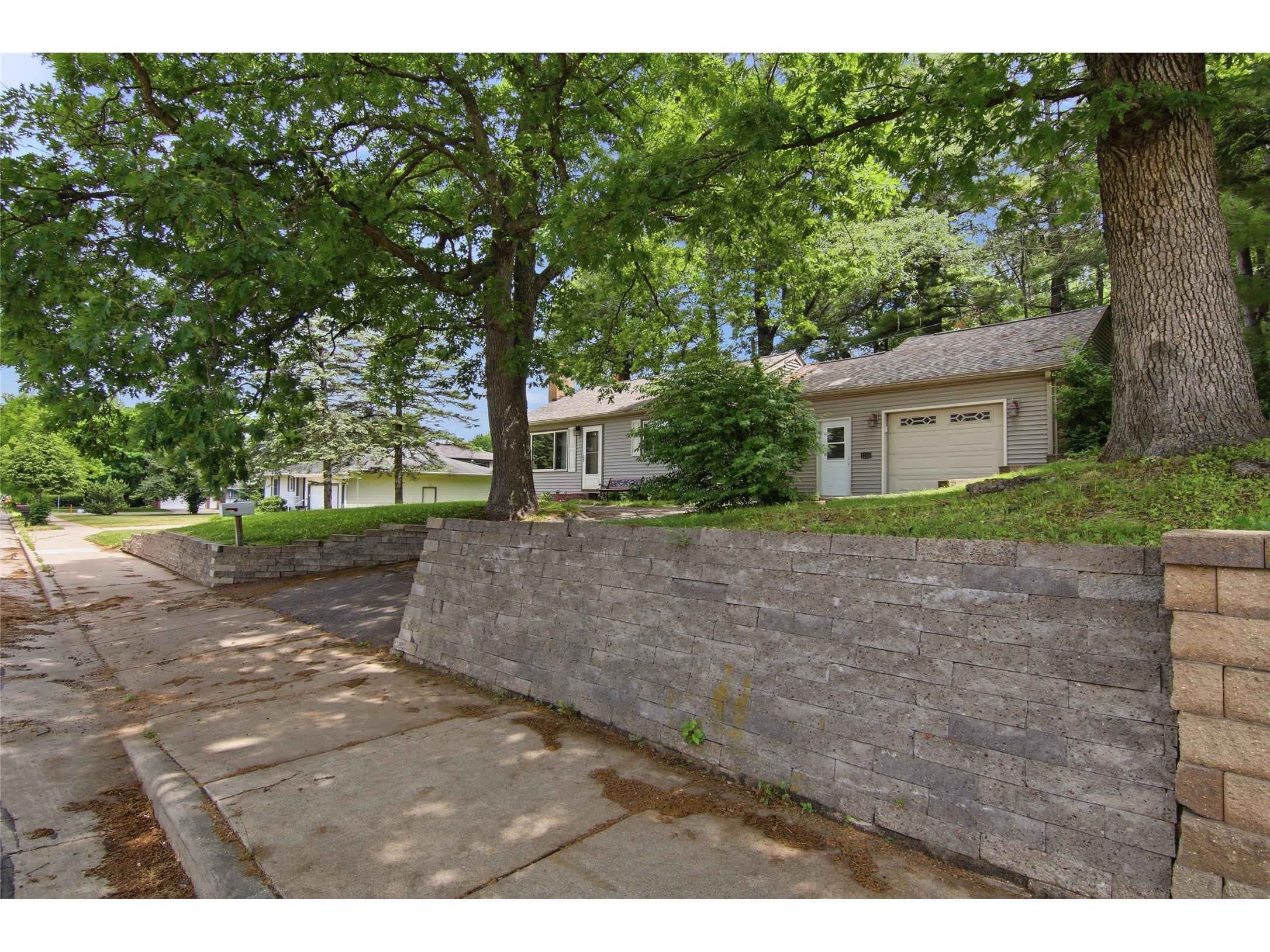 2715 Rudolph Road Eau Claire WI 54701 1601712 image20