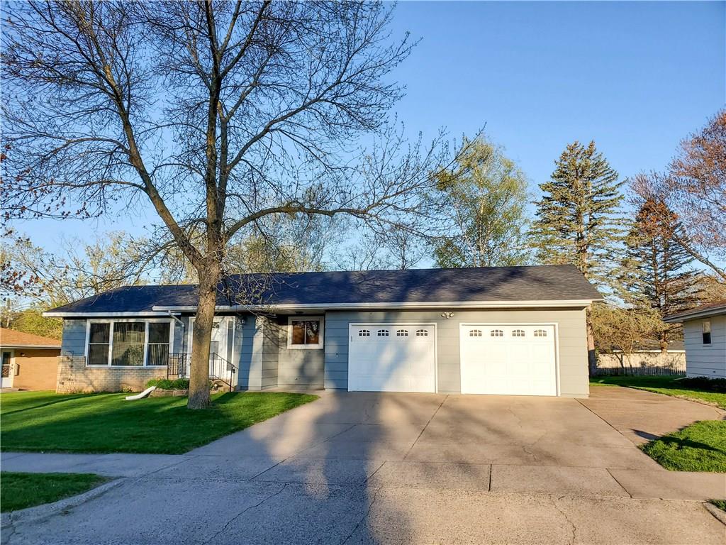 2724 12th Street, Eau Claire, WI 54703 | MLS: 1542351 ...