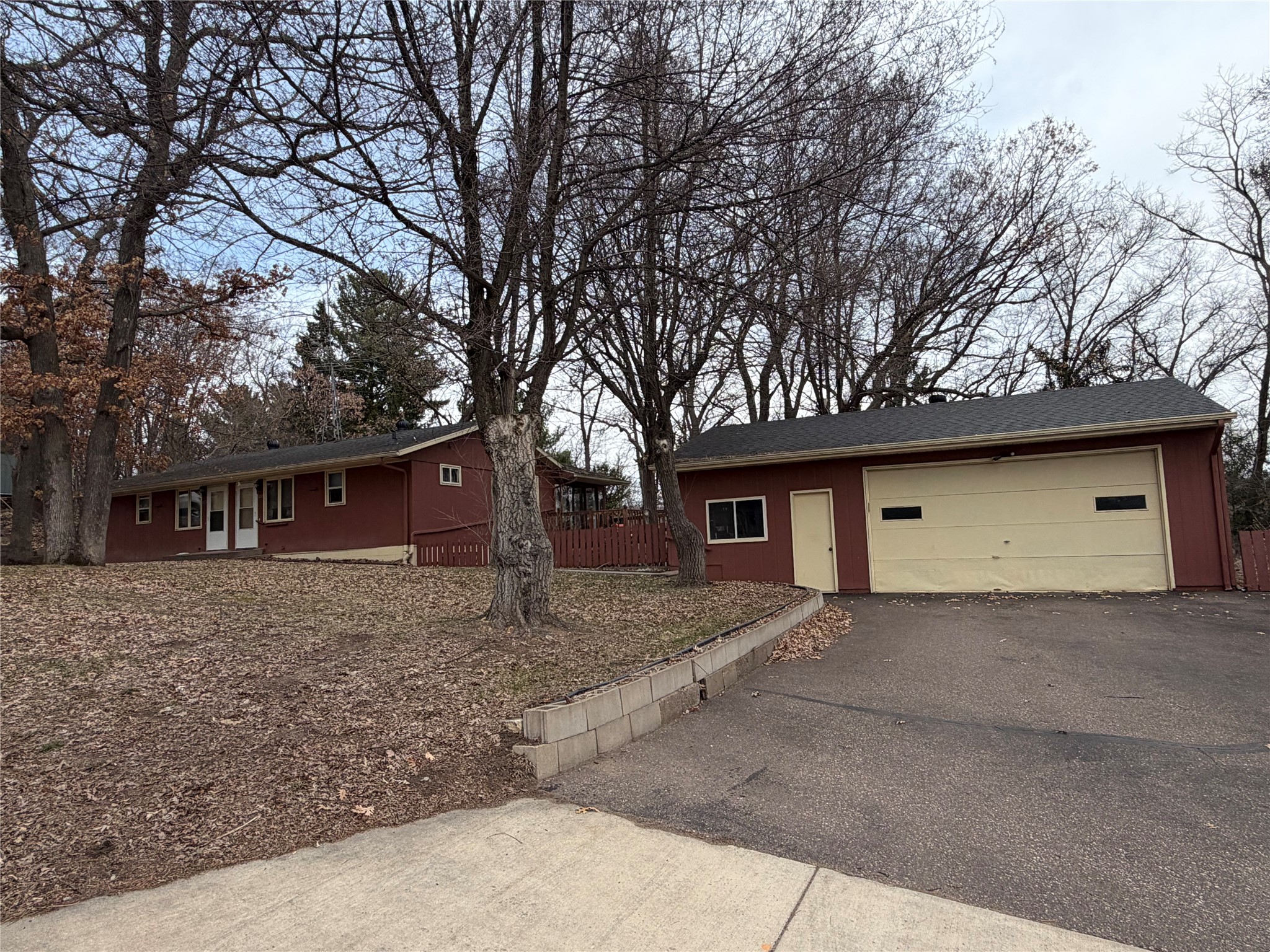 2724 Somona Parkway #1&2 Eau Claire WI 54703 1599526 image1