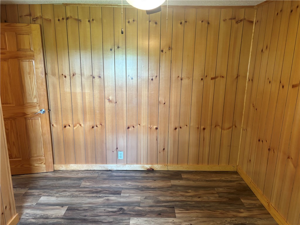 2725 26 7/8 Ave Mikana WI 54857 - Red Cedar 1594430 image24