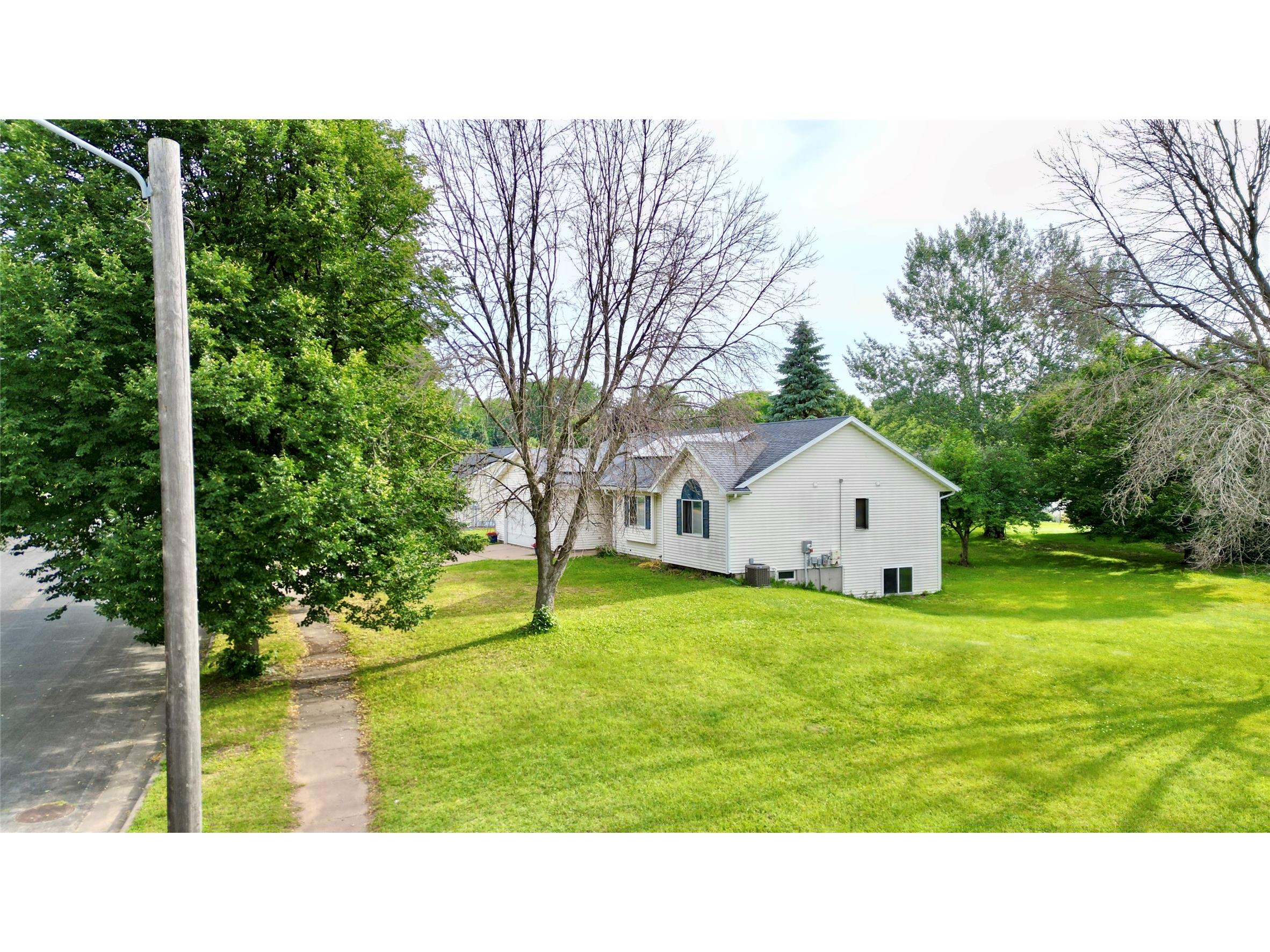 2725 Diane Lane Eau Claire WI 54703 1602690 image3