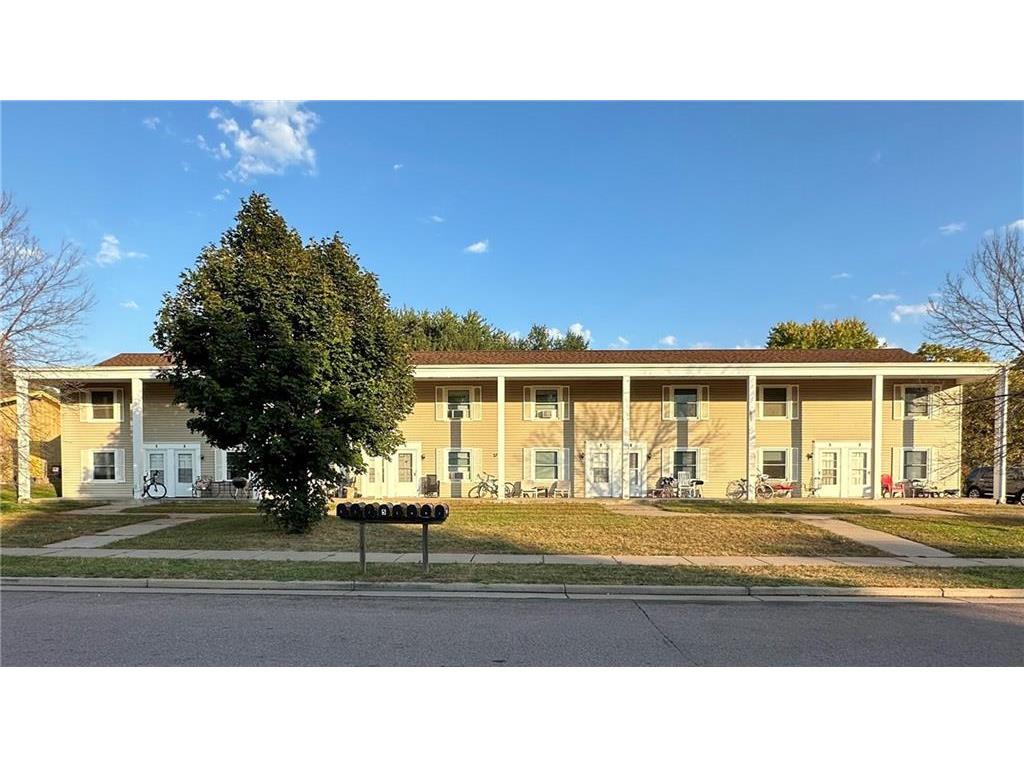 2727 Western Avenue #1-8 Eau Claire WI 54703 1586518 image1