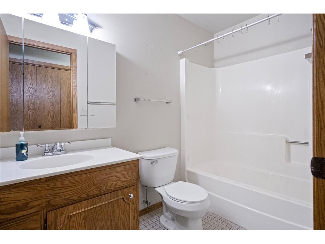 2741 Morningside Drive #8 Eau Claire WI 54703 1593773 image9