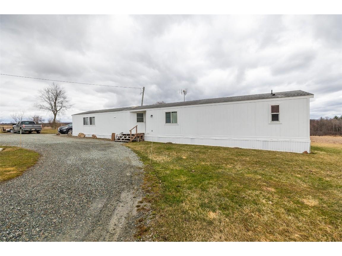 2742 N Pray Avenue Neillsville WI 54456 1599865 image1