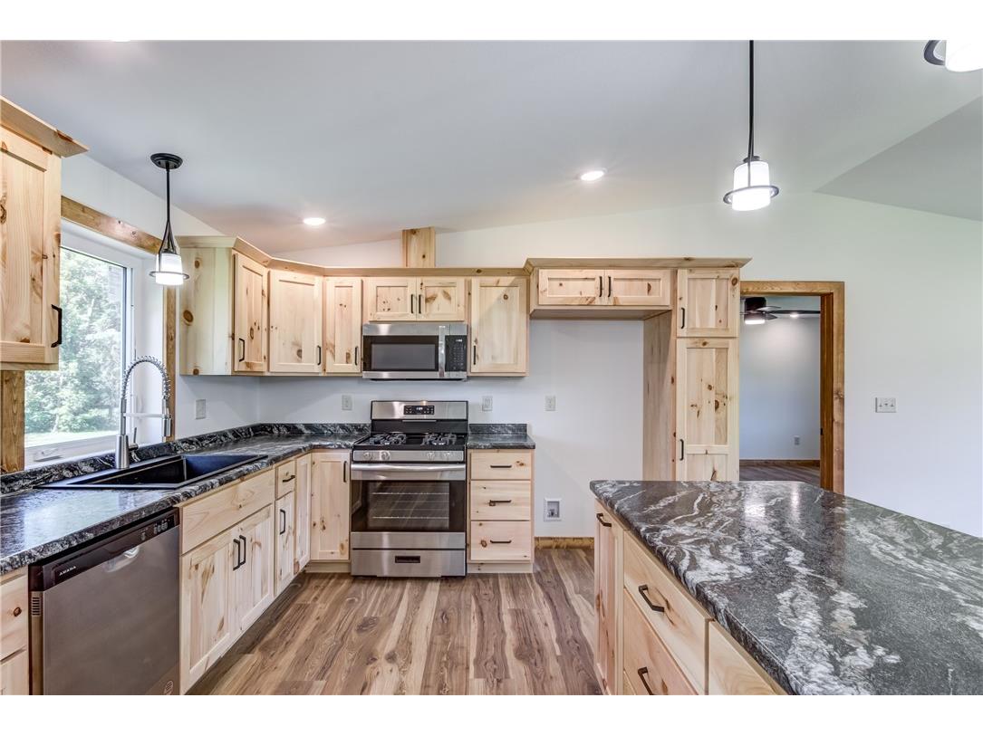 27733 268th Avenue Holcombe WI 54745 1593861 image10