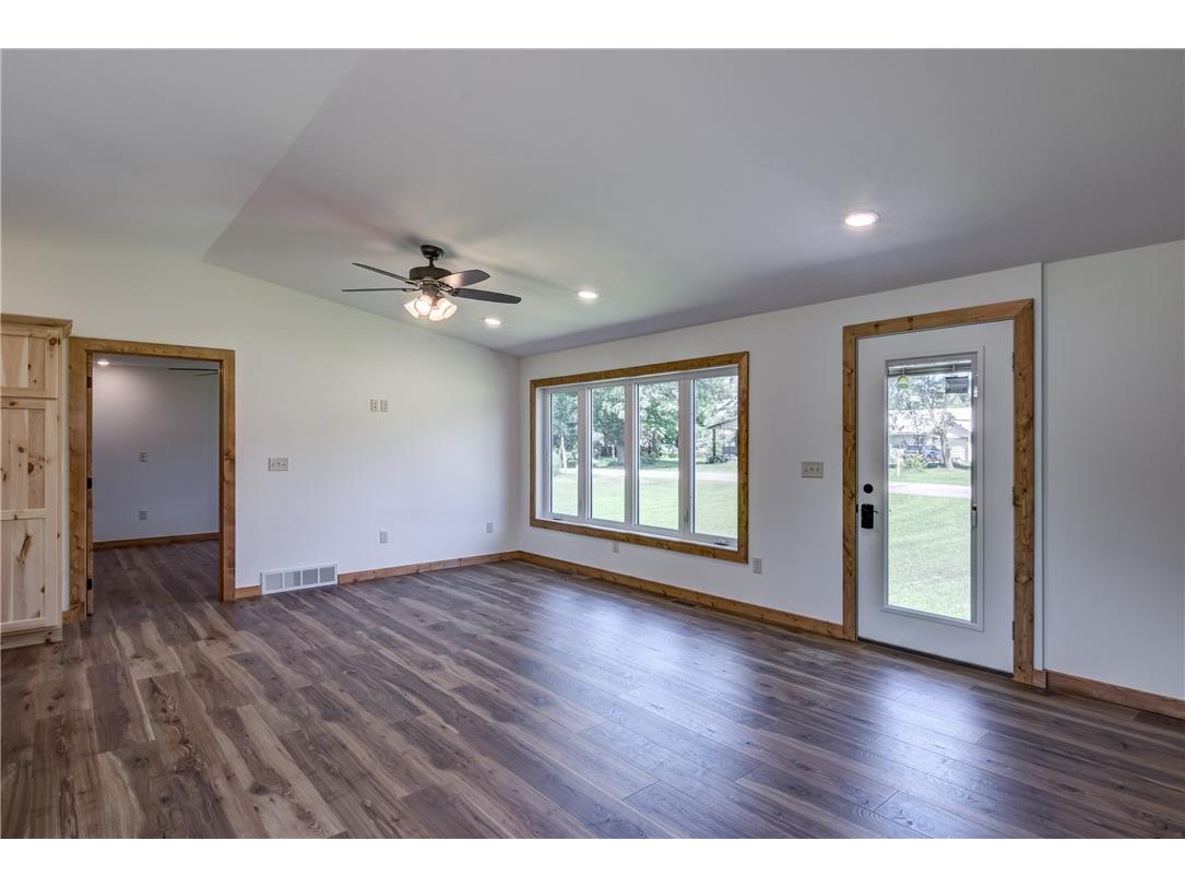 27733 268th Avenue Holcombe WI 54745 1593861 image2