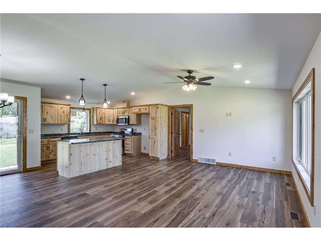 27733 268th Avenue Holcombe WI 54745 1593861 image3