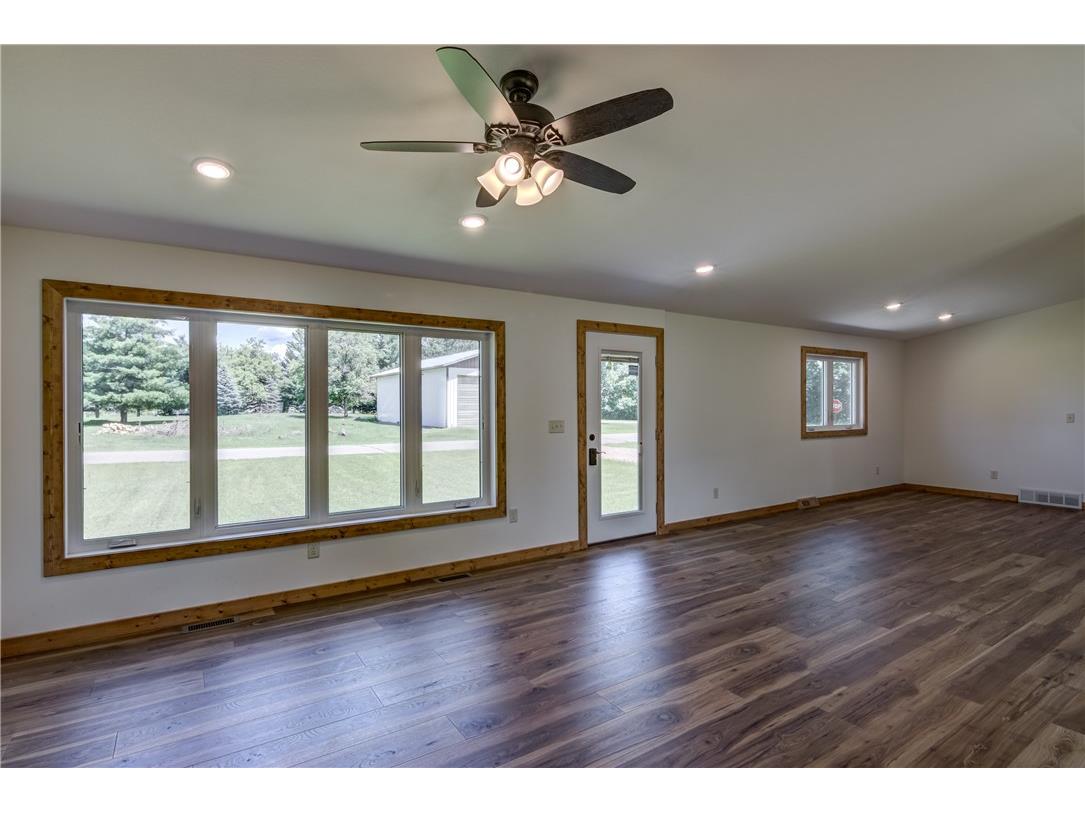 27733 268th Avenue Holcombe WI 54745 1593861 image5