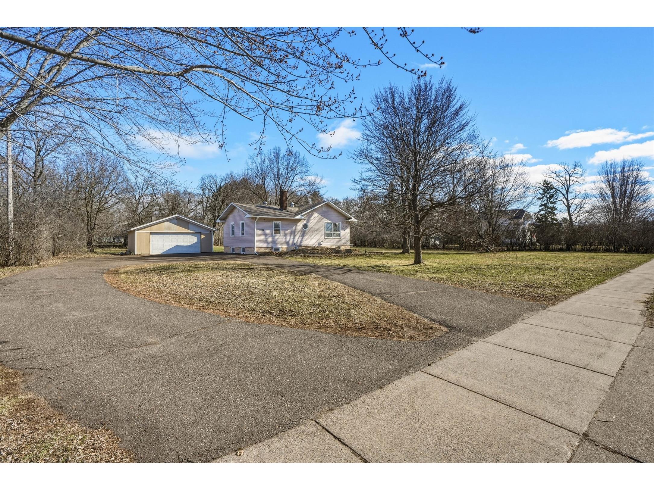 2804 North Lane Eau Claire WI 54703 1599866 image2