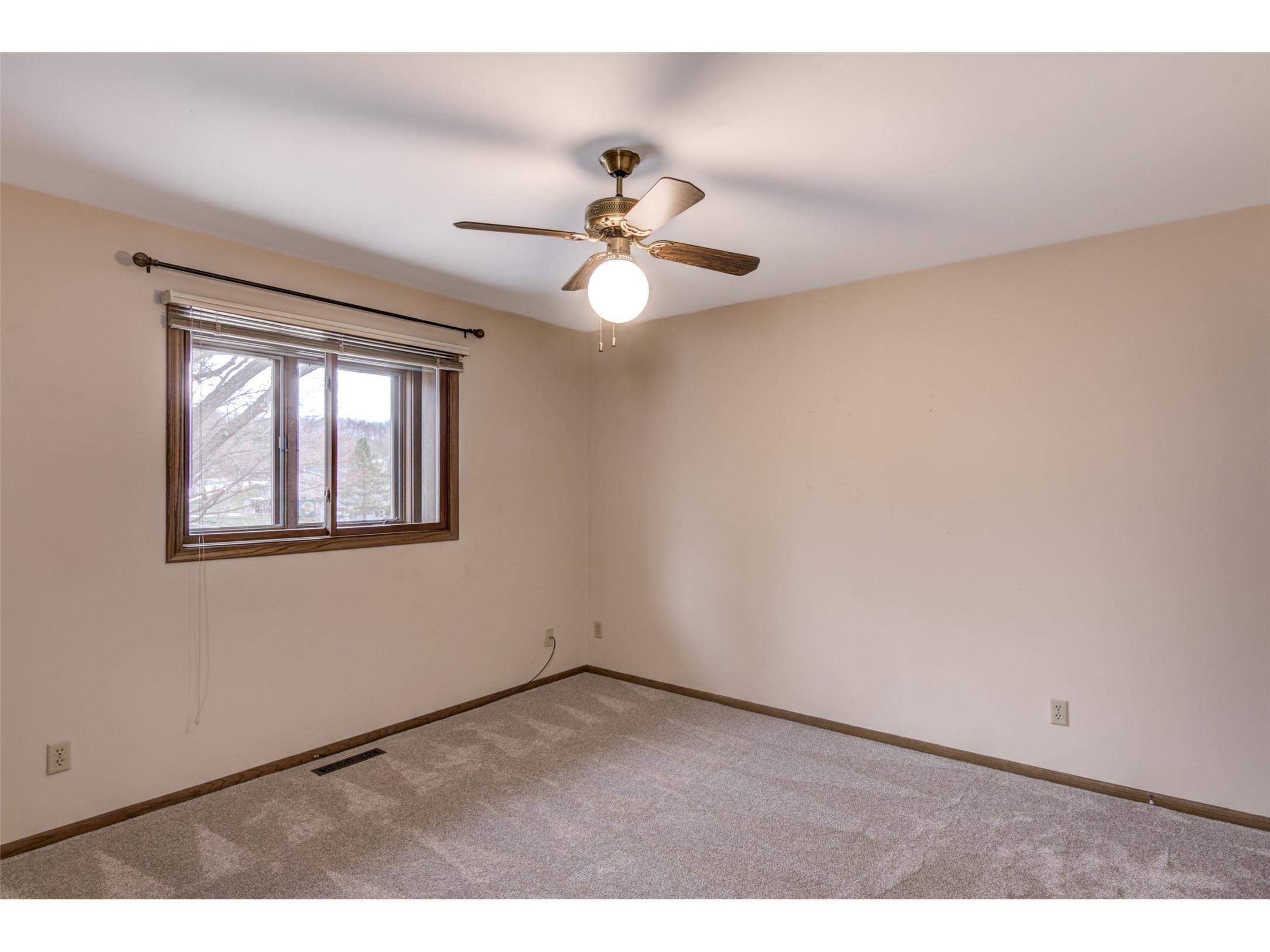 2804 W Princeton Avenue Eau Claire WI 54703 1600266 image24