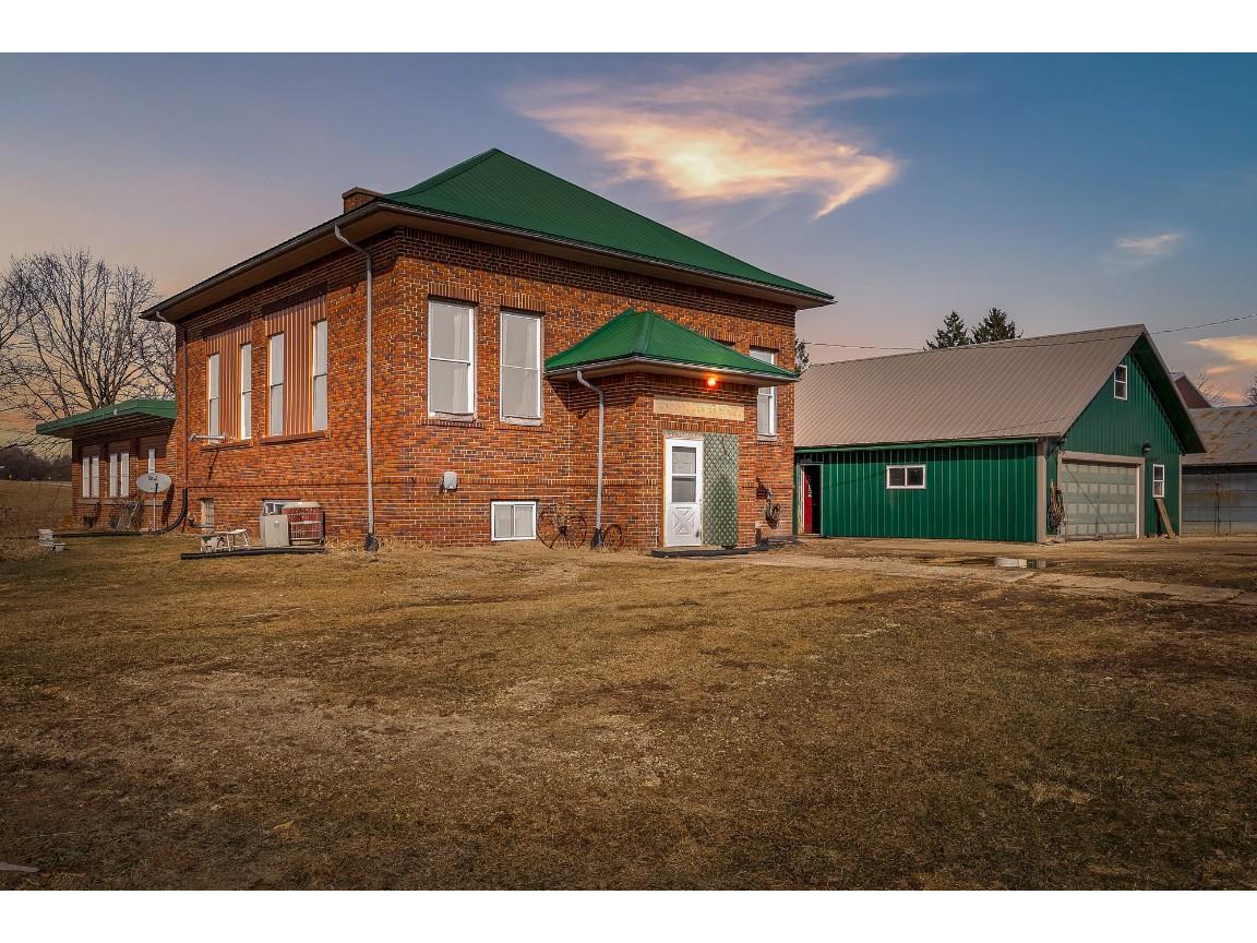 28049 County Highway X Cashton WI 54619 1598590 image1