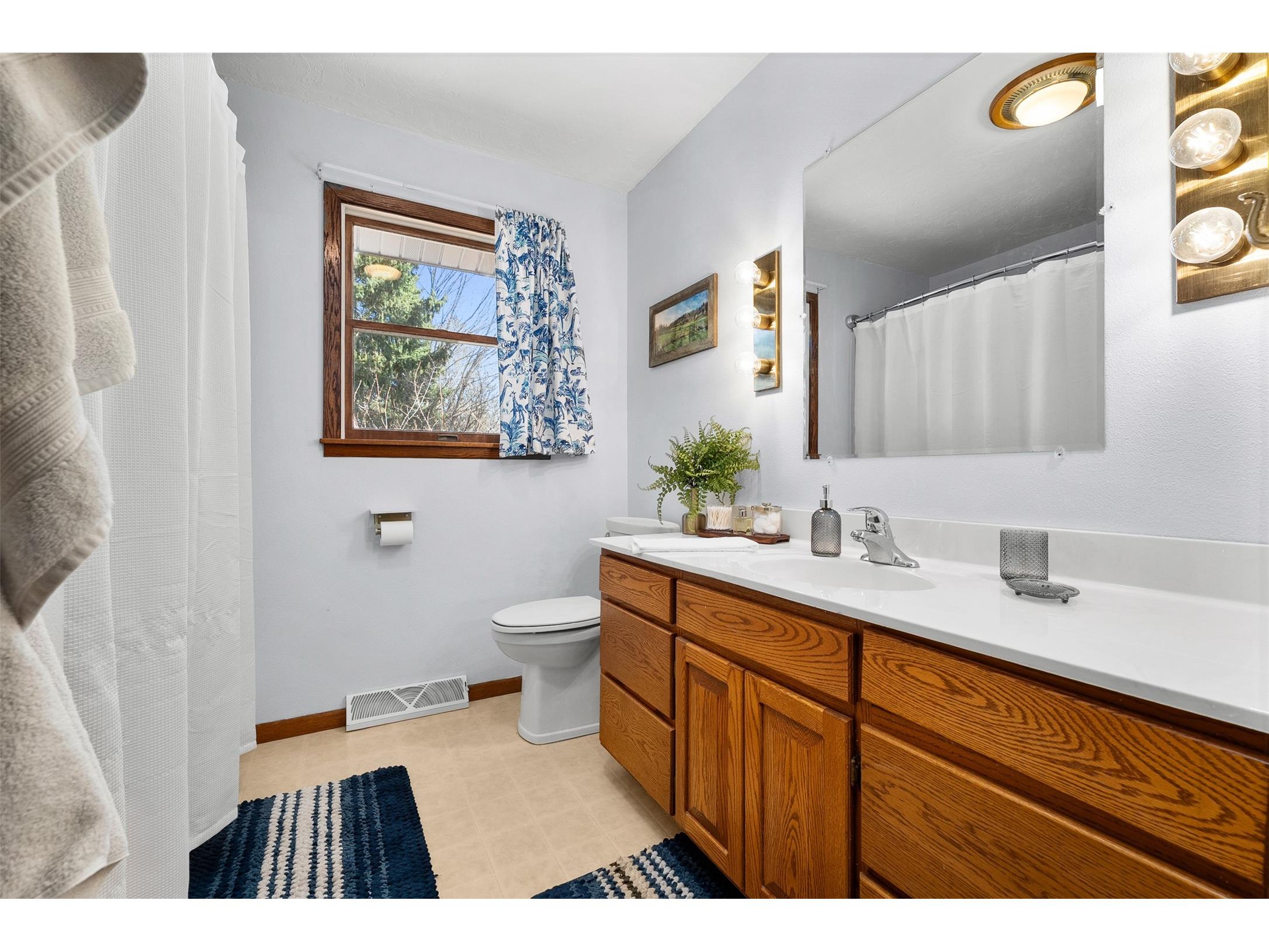 2808 Knapp Street Menomonie WI 54751 1599946 image19