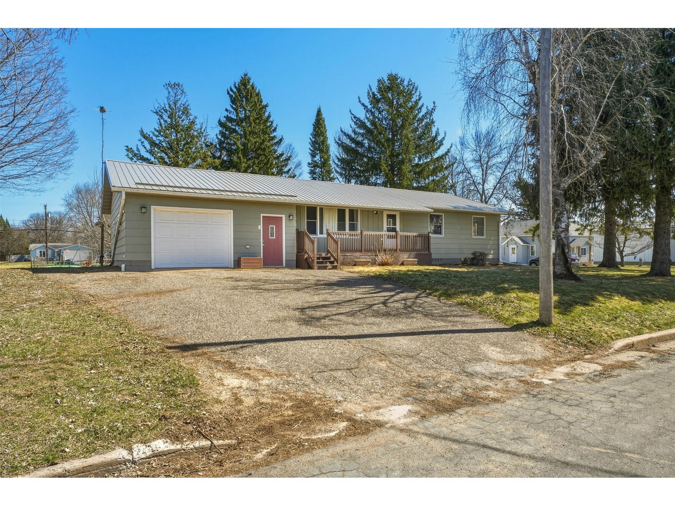 2808 Knapp Street Menomonie WI 54751 1599946 image2
