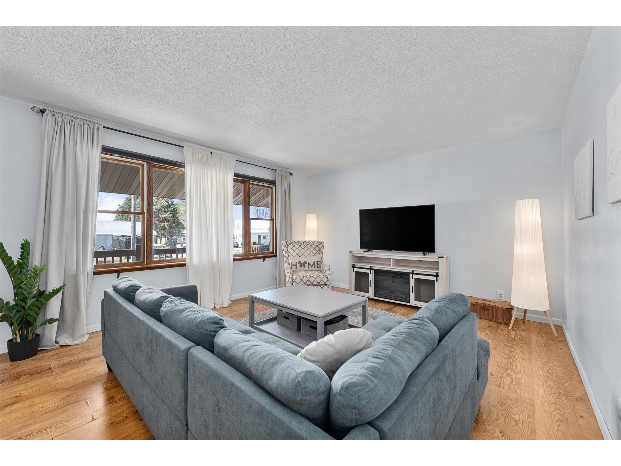 2808 Knapp Street Menomonie WI 54751 1599946 image9