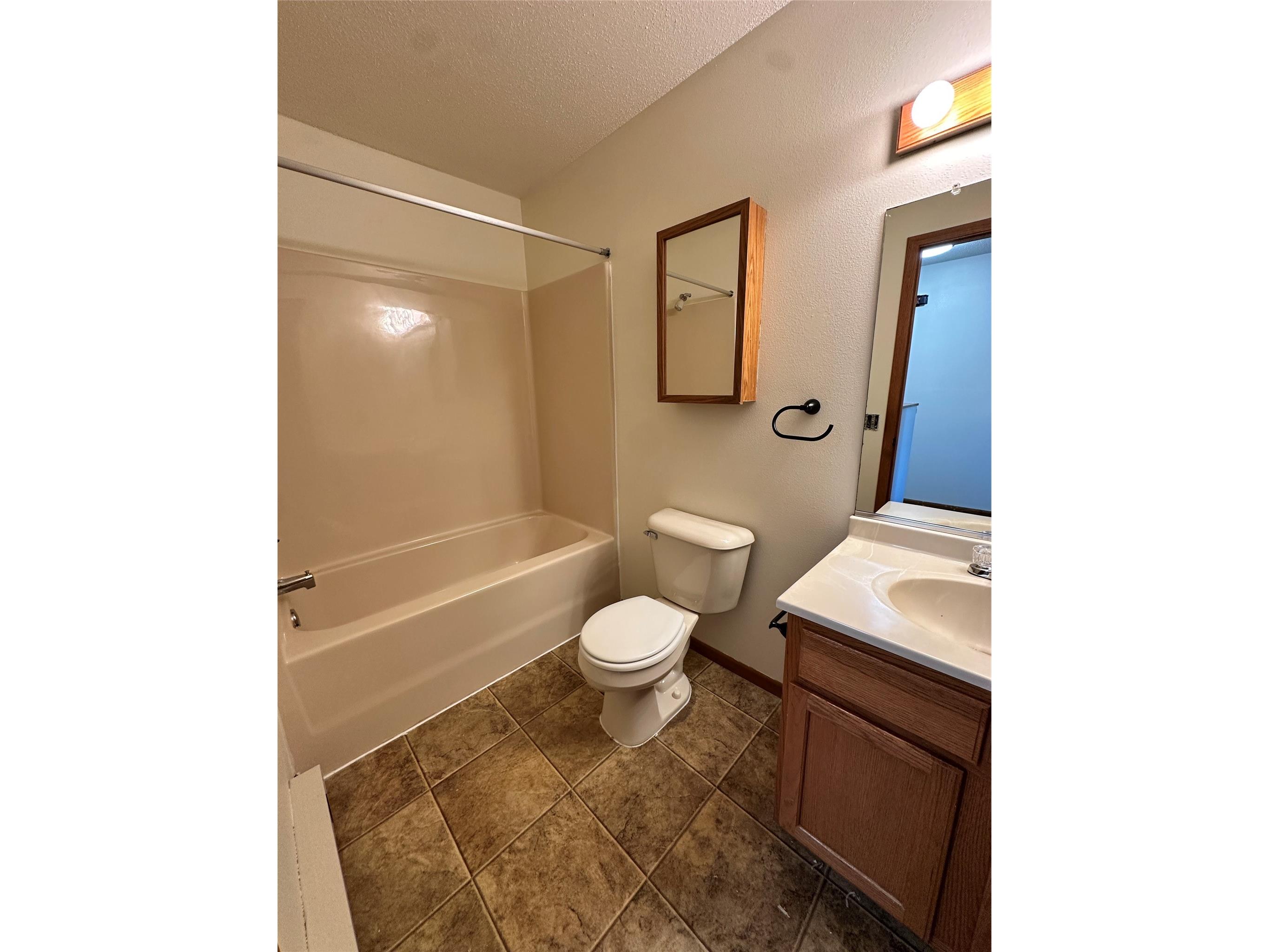 2813 Edgewood Drive #4 Menomonie WI 54751 1599709 image8