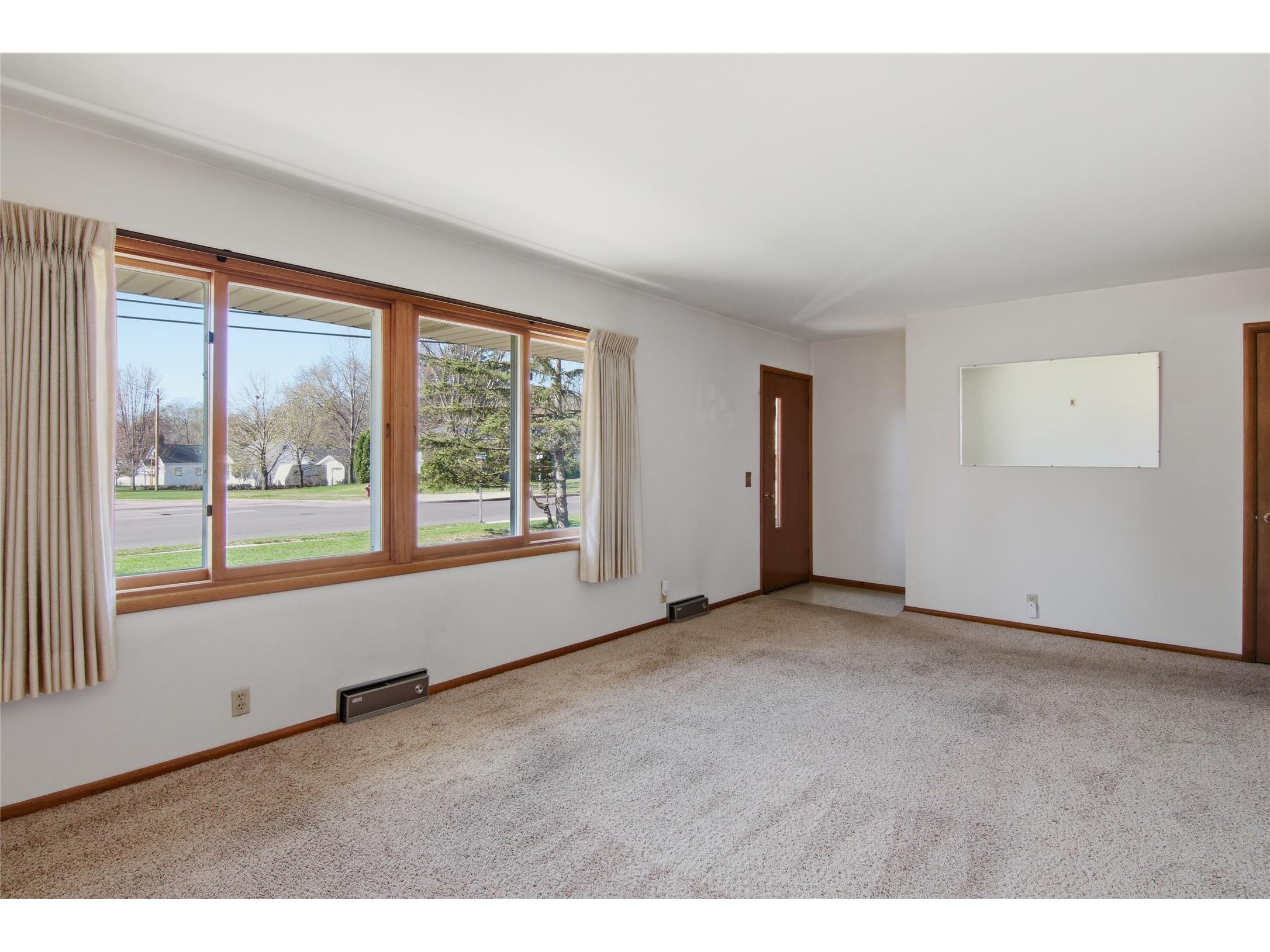 2824 Seymour Road Eau Claire WI 54703 1600350 image4