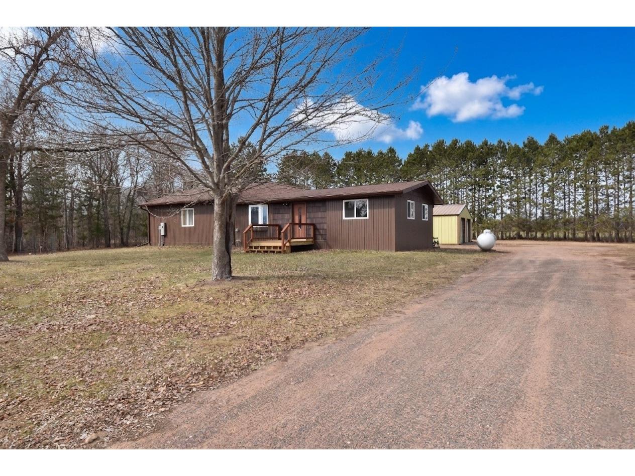 28257 French Road Danbury WI 54830 1599587 image1