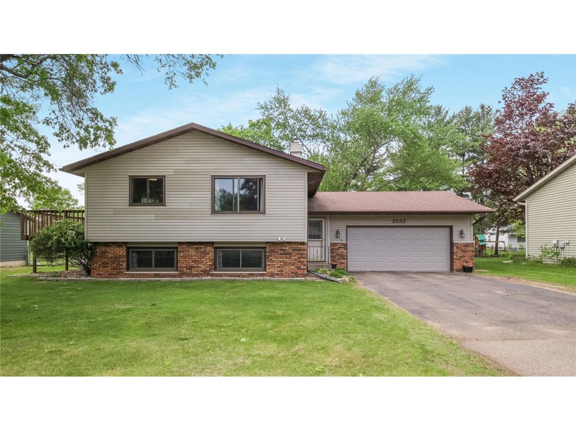 2832 E Wellington Drive Eau Claire WI 54703 1591653 image1