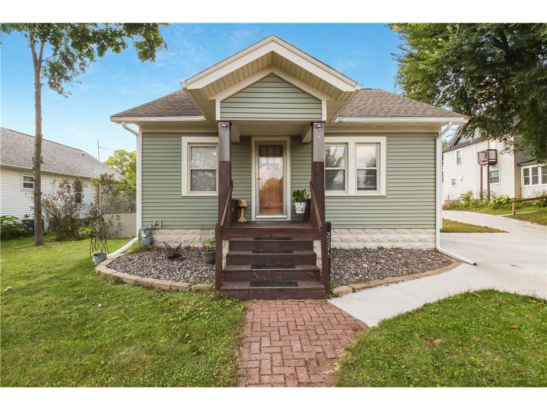 2842 4th Street Eau Claire WI 54703 1595596 image1