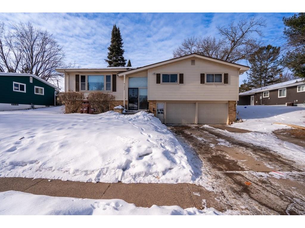 2858 11th Street Eau Claire WI 54703 1598082 image1