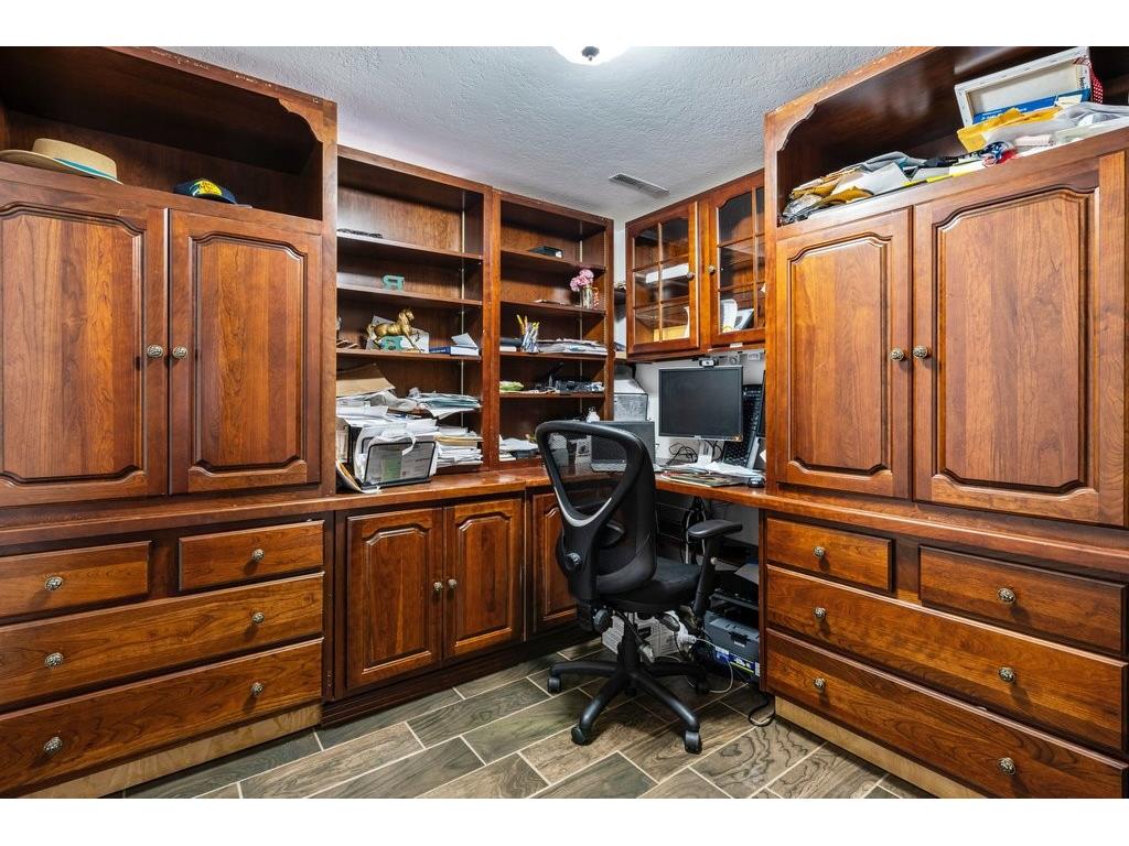 2858 11th Street Eau Claire WI 54703 1598082 image24