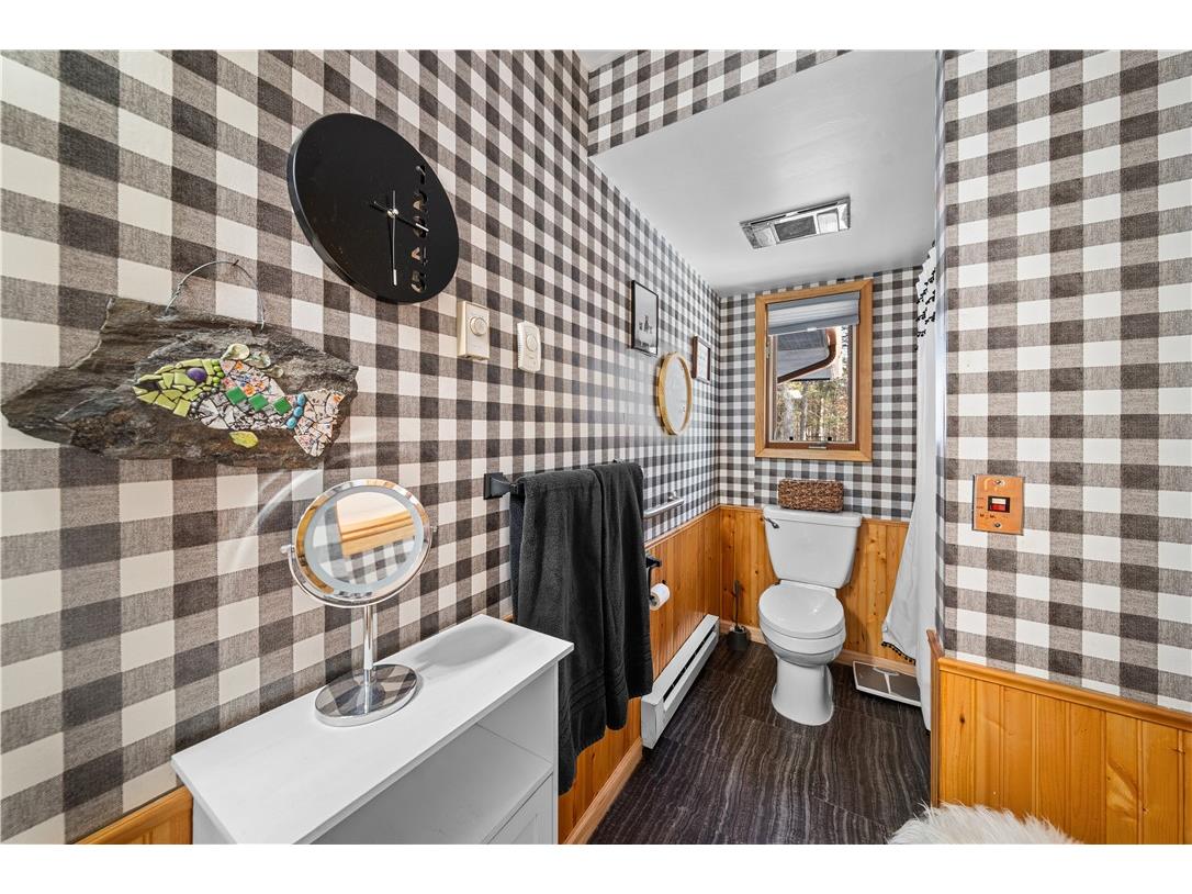 28595 Half Moon Court Danbury WI 54830 1598929 image20