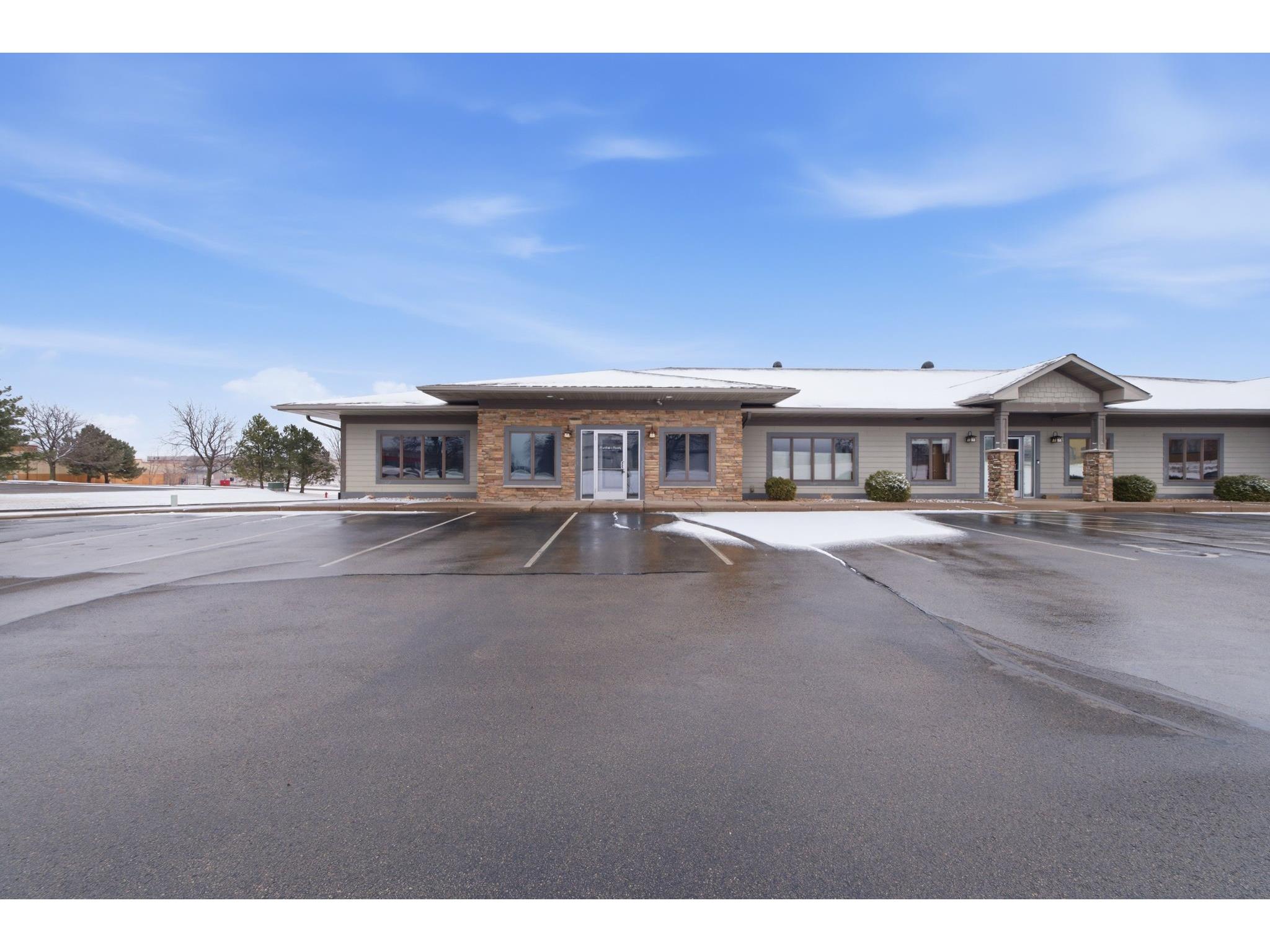 2910 Enloe Street #5 Hudson WI 54016 1599103 image1