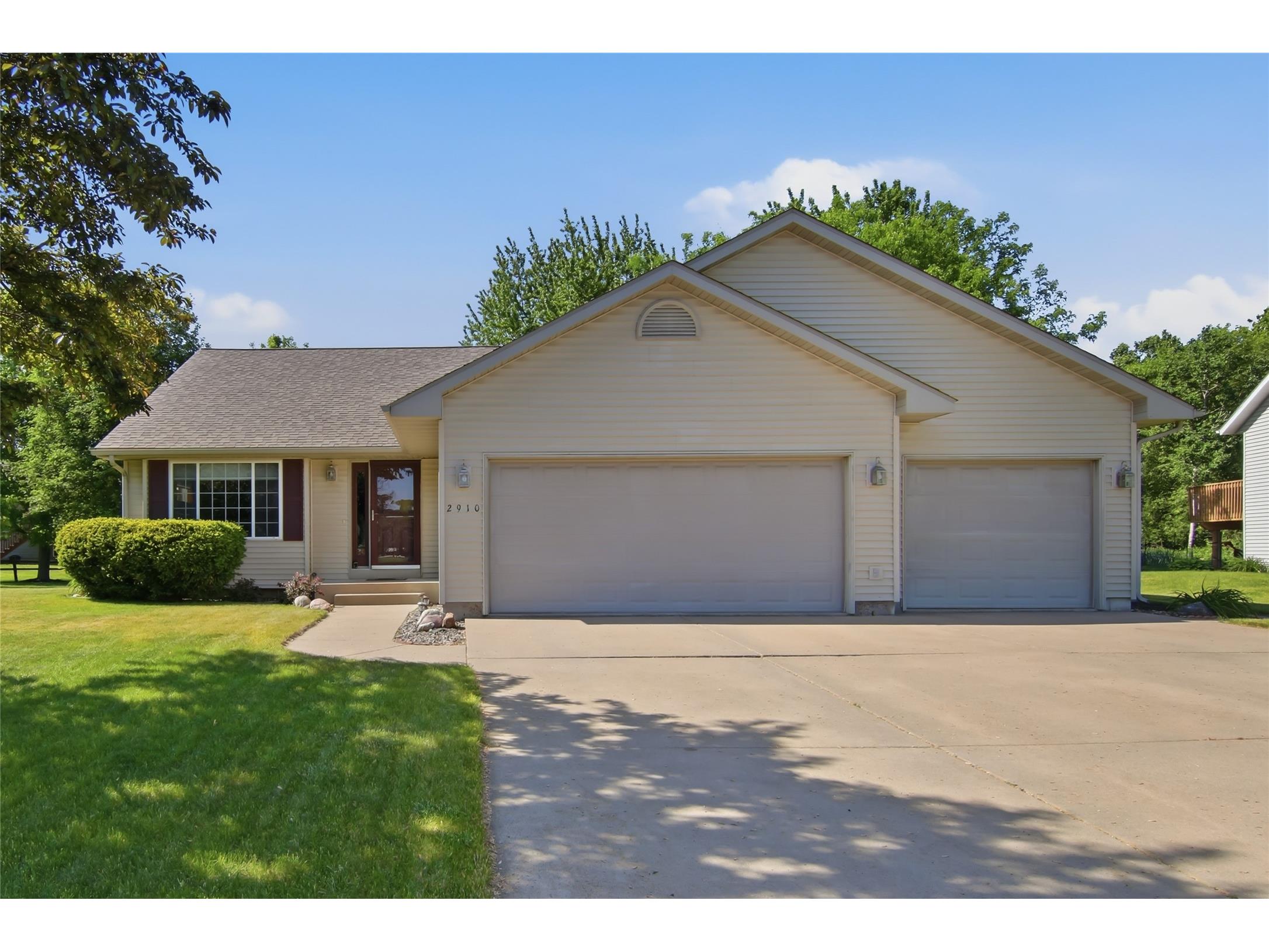 2910 W Frank Street Eau Claire WI 54703 1601663 image1