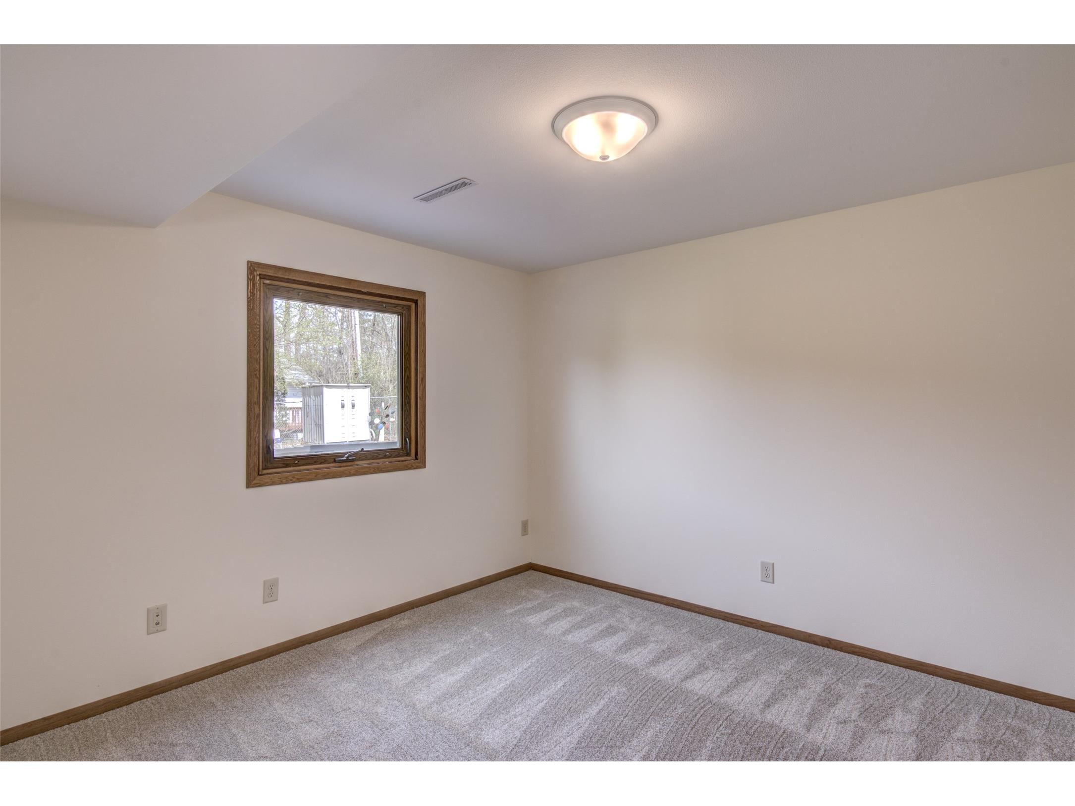 2916 Trinity Street Eau Claire WI 54703 1600333 image19