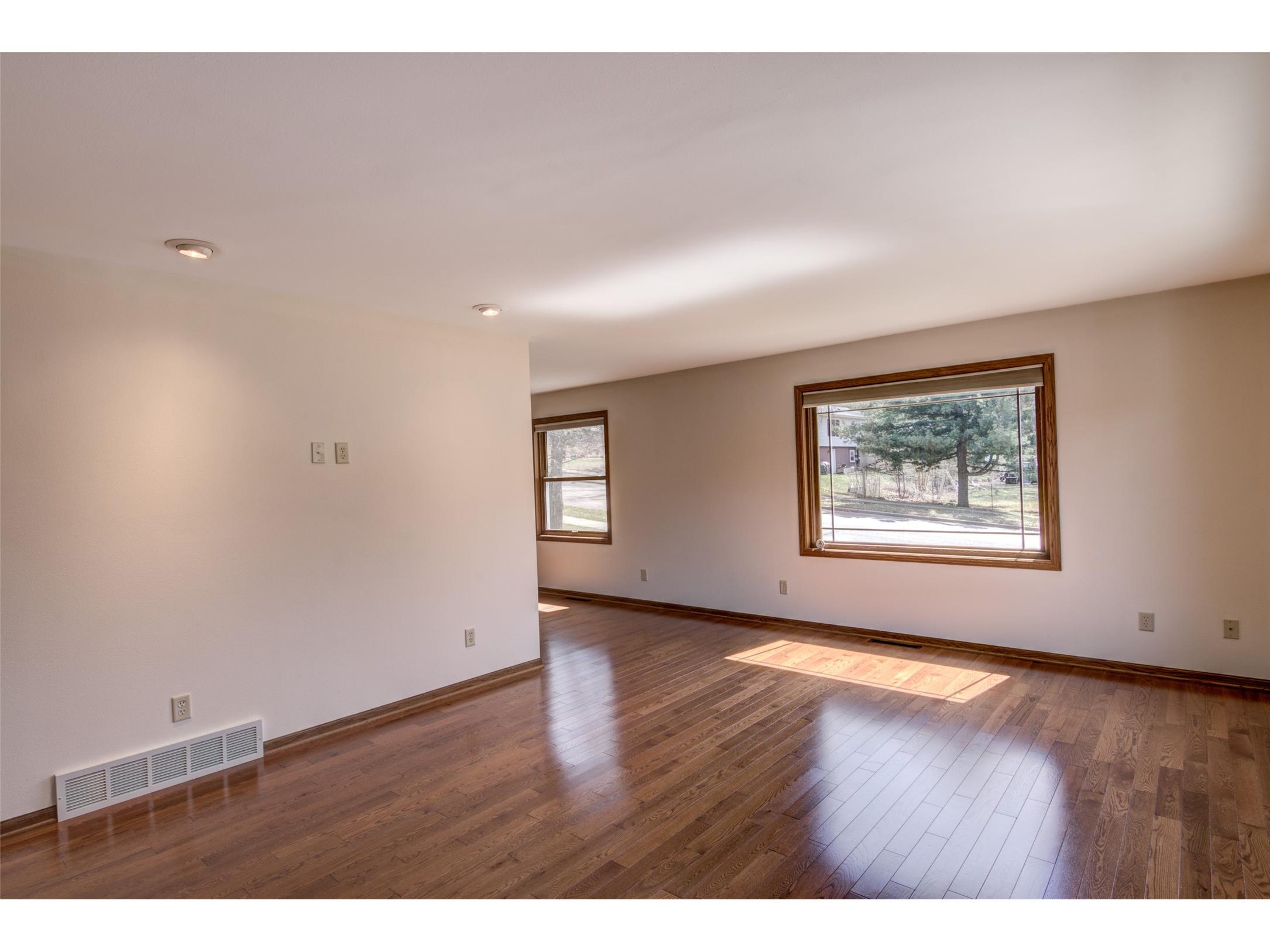 2916 Trinity Street Eau Claire WI 54703 1600333 image3