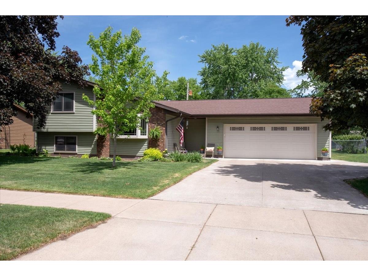2921 Saturn Avenue Eau Claire WI 54703 1601414 image1