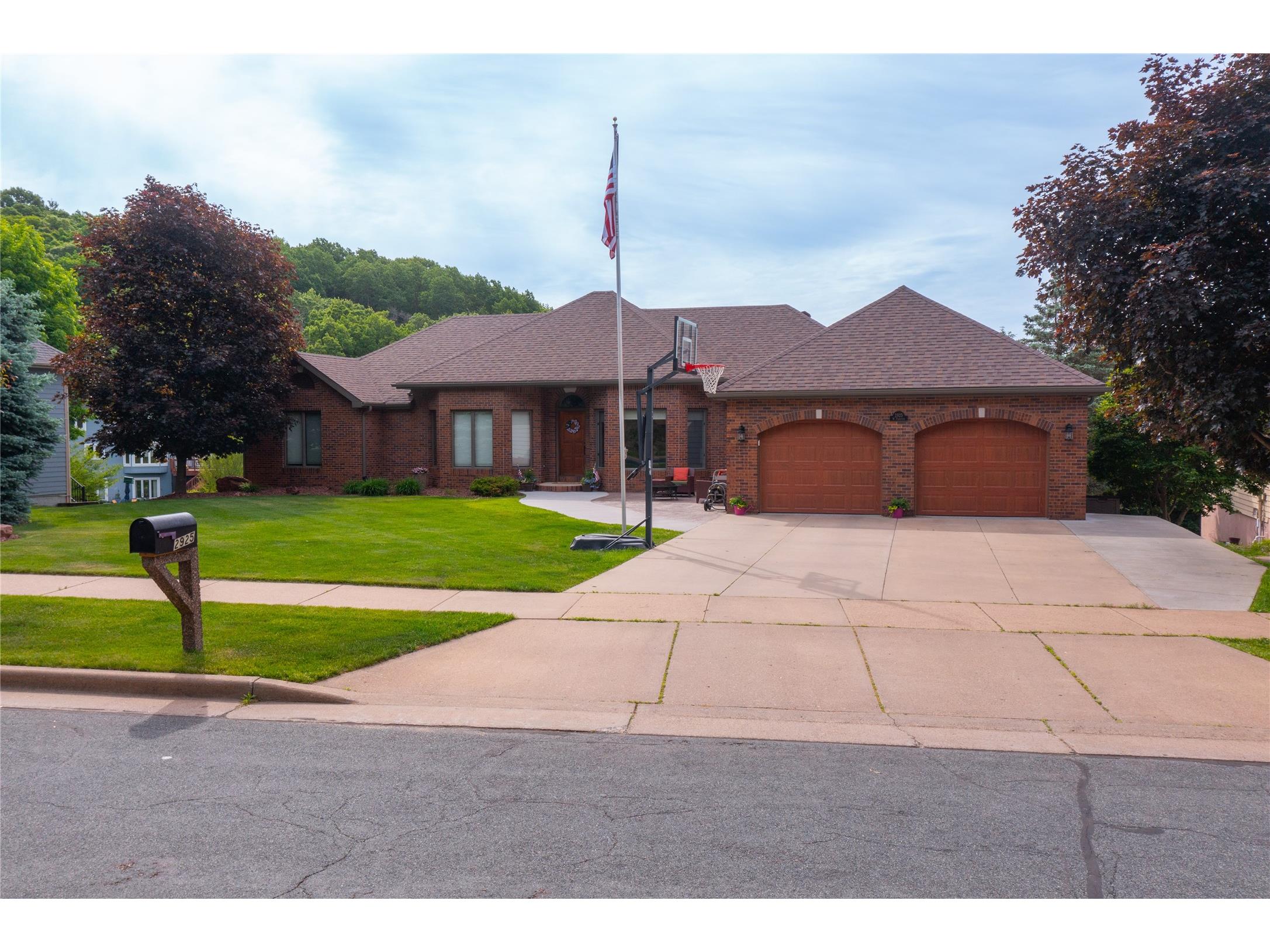2925 W Princeton Avenue Eau Claire WI 54703 1601543 image1