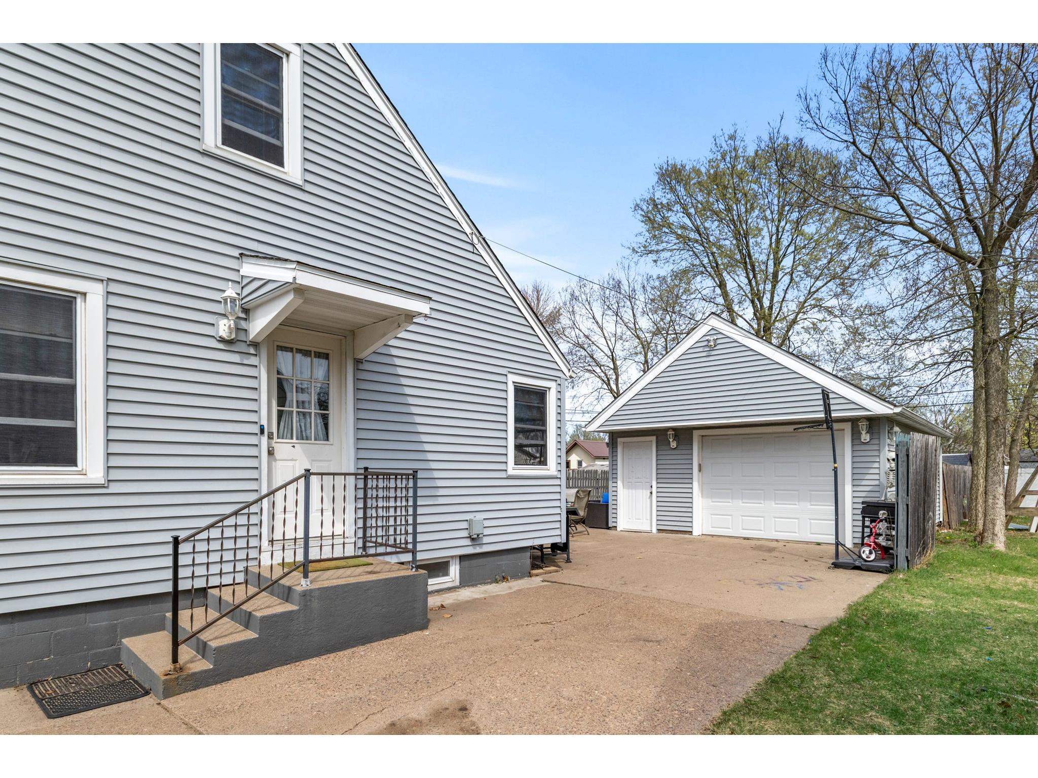 2931 8th Street Eau Claire WI 54703 1600143 image3