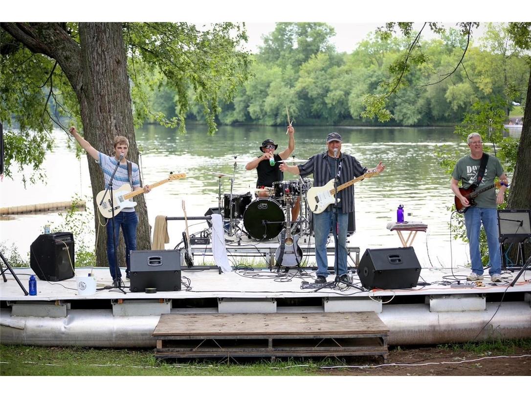 2940 109th Street Chippewa Falls WI 54729 - Chippewa River 1578413 image9