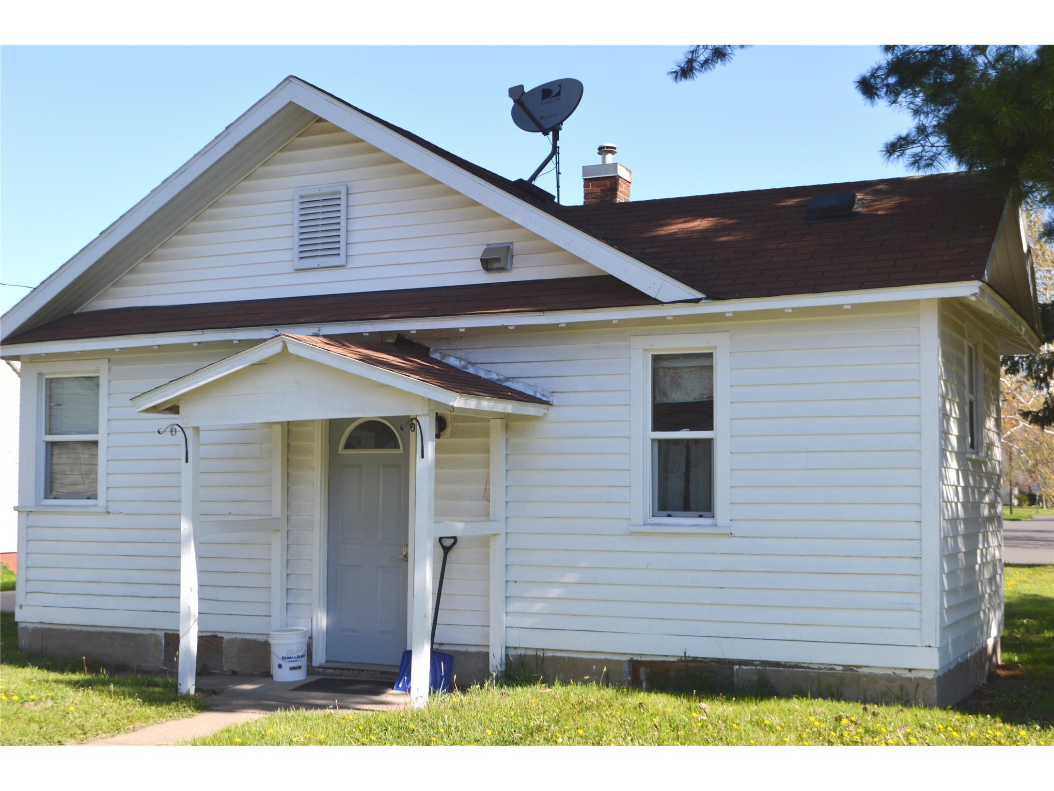 300 Wisconsin Avenue Cameron WI 54822 1601144 image2