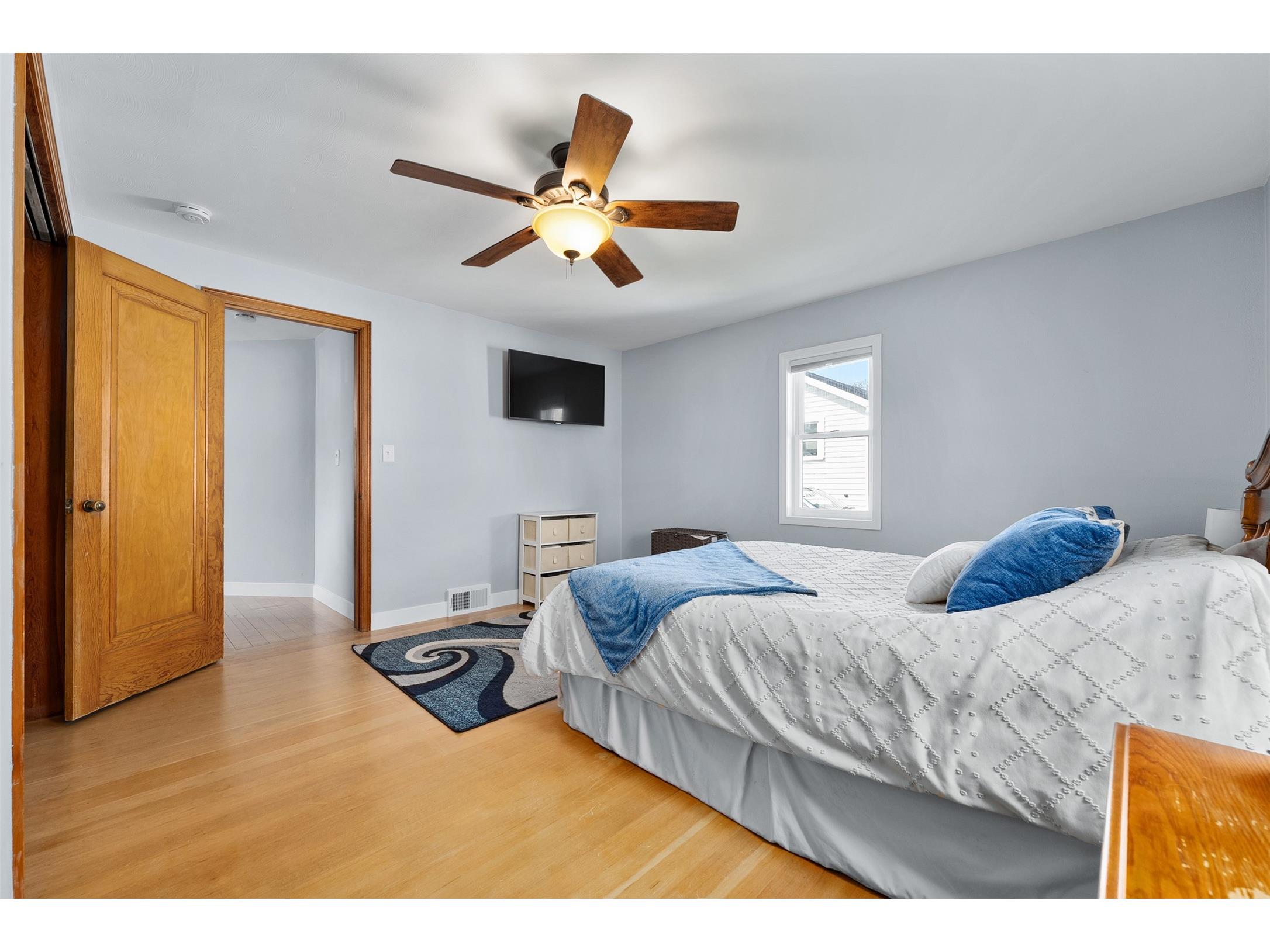 3003 8th Street Eau Claire WI 54703 1600593 image23