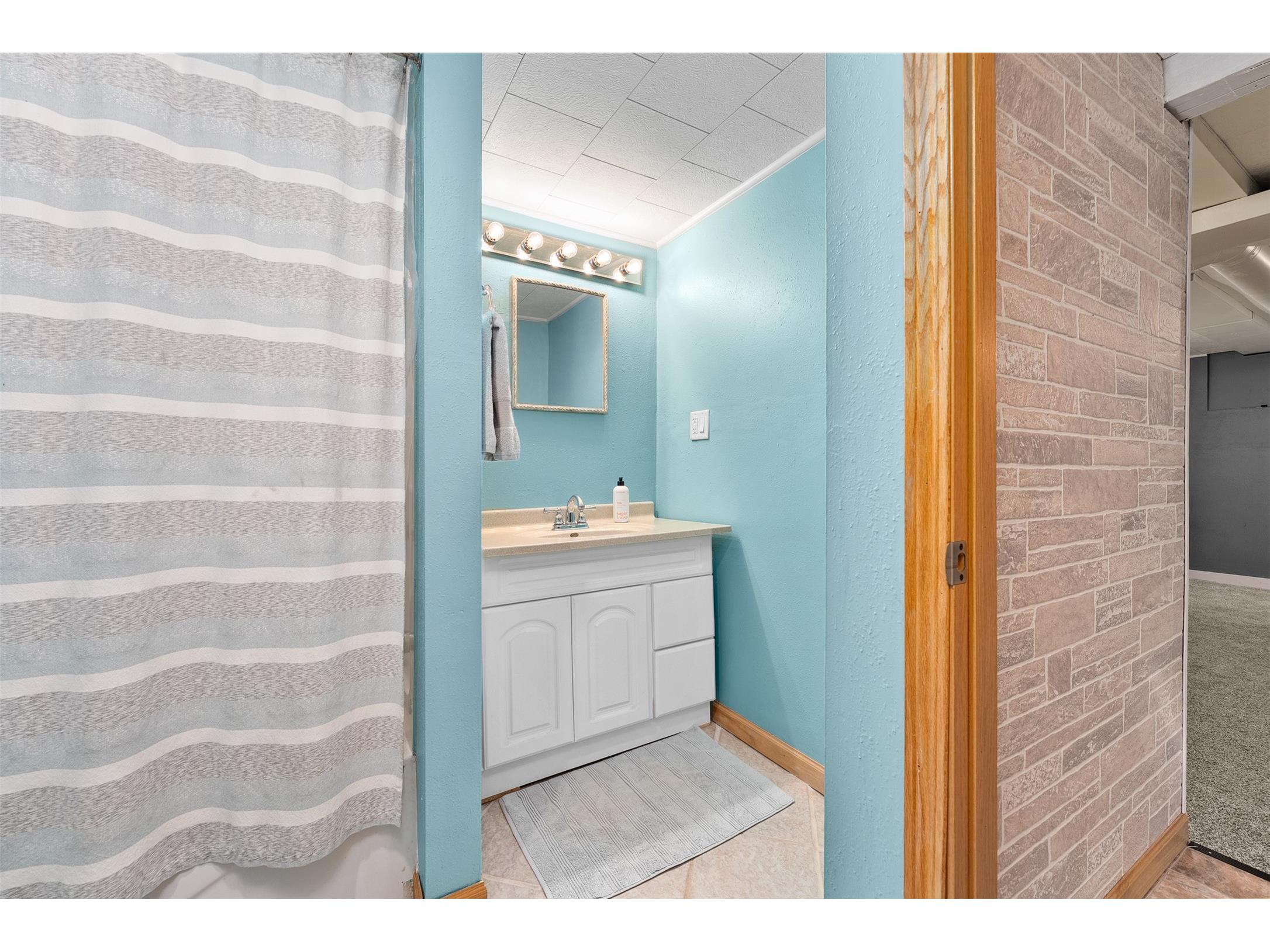 3003 8th Street Eau Claire WI 54703 1600593 image32