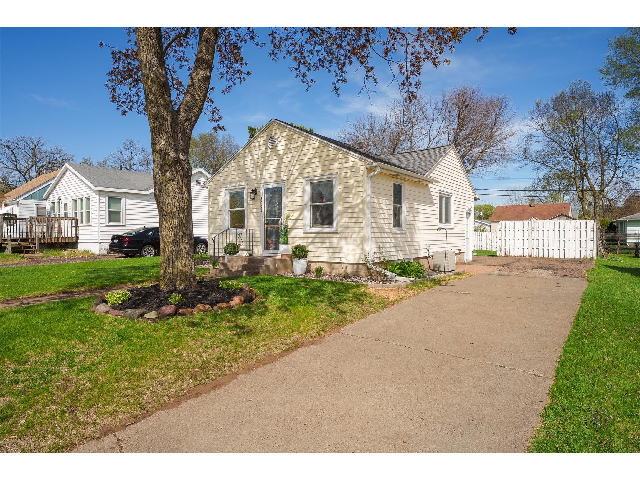 3003 8th Street Eau Claire WI 54703 1600593 image5