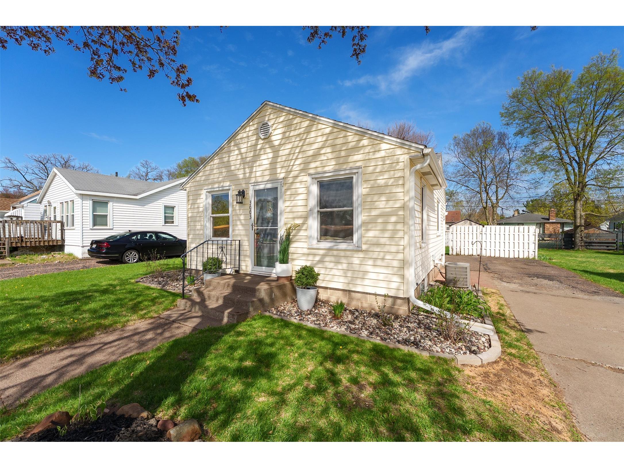 3003 8th Street Eau Claire WI 54703 1600593 image6