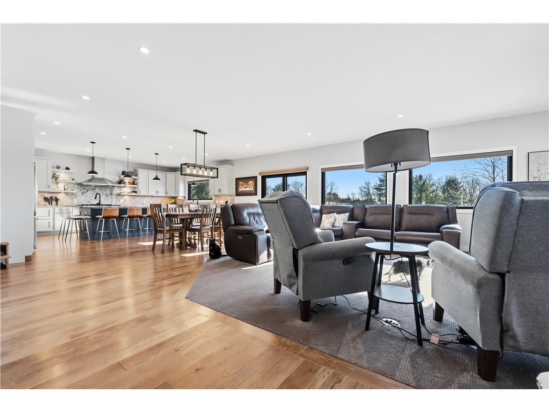 301 E Poplar Avenue Cameron WI 54822 1598147 image14