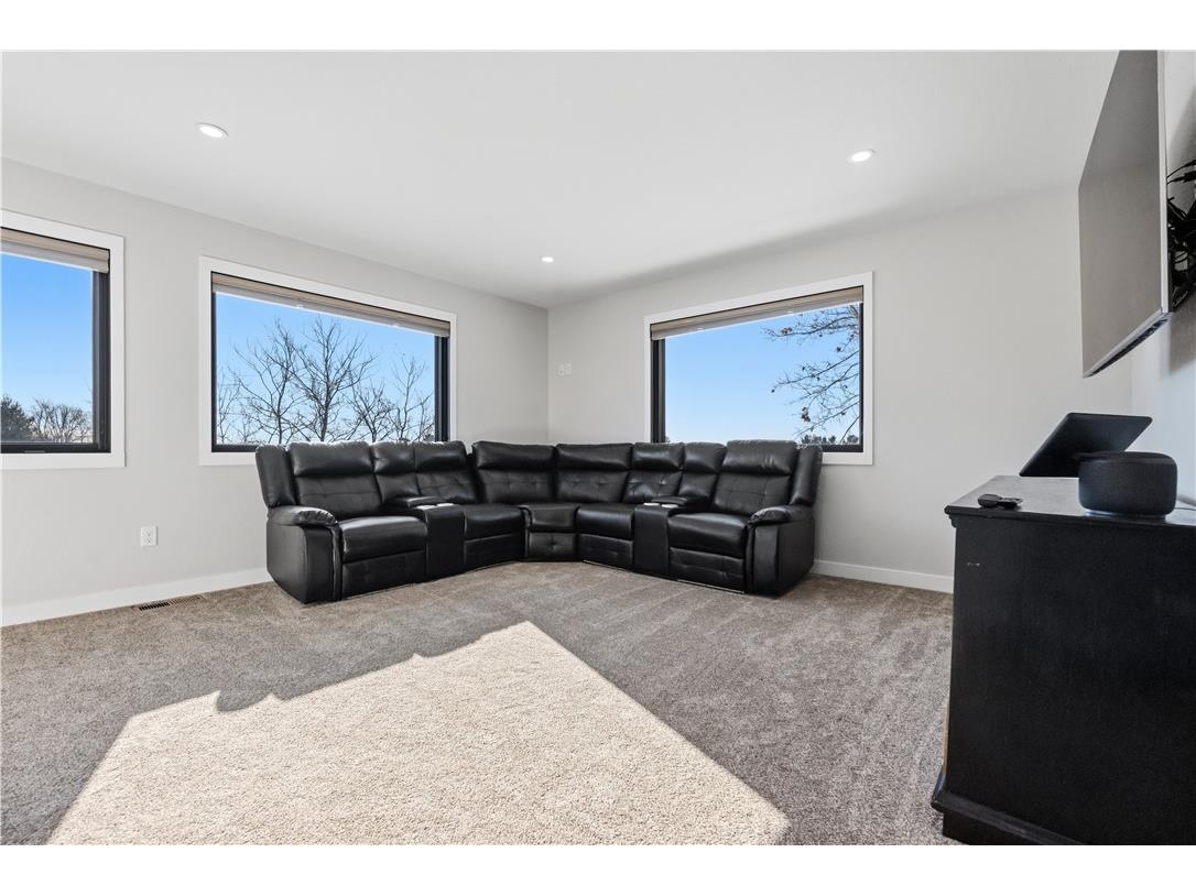 301 E Poplar Avenue Cameron WI 54822 1598147 image18