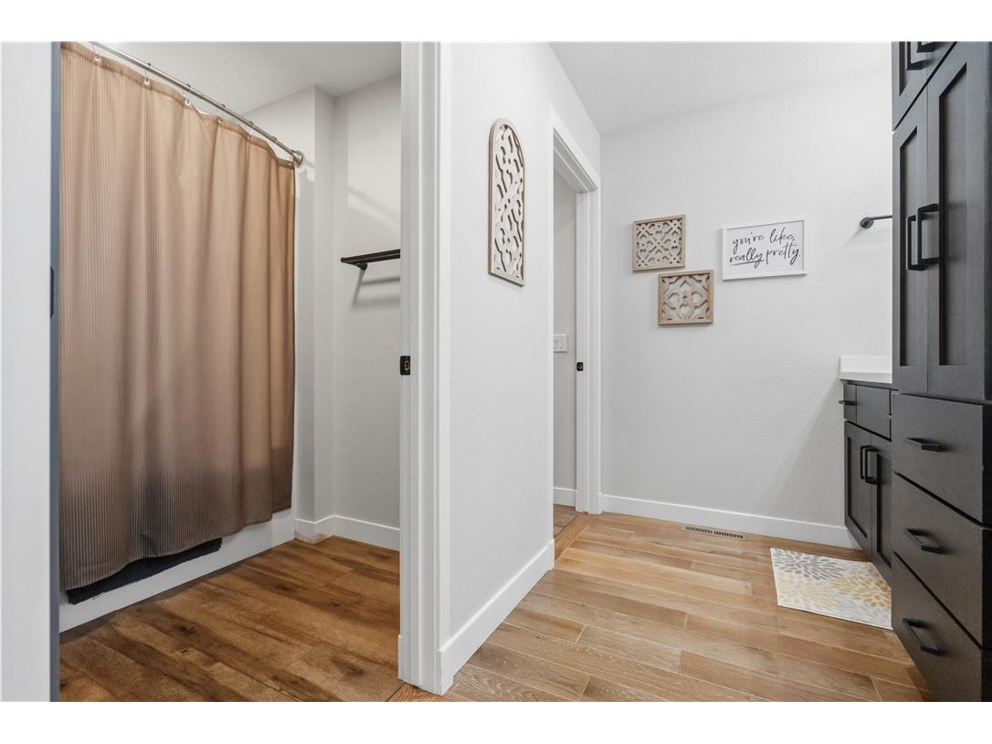 301 E Poplar Avenue Cameron WI 54822 1598147 image38