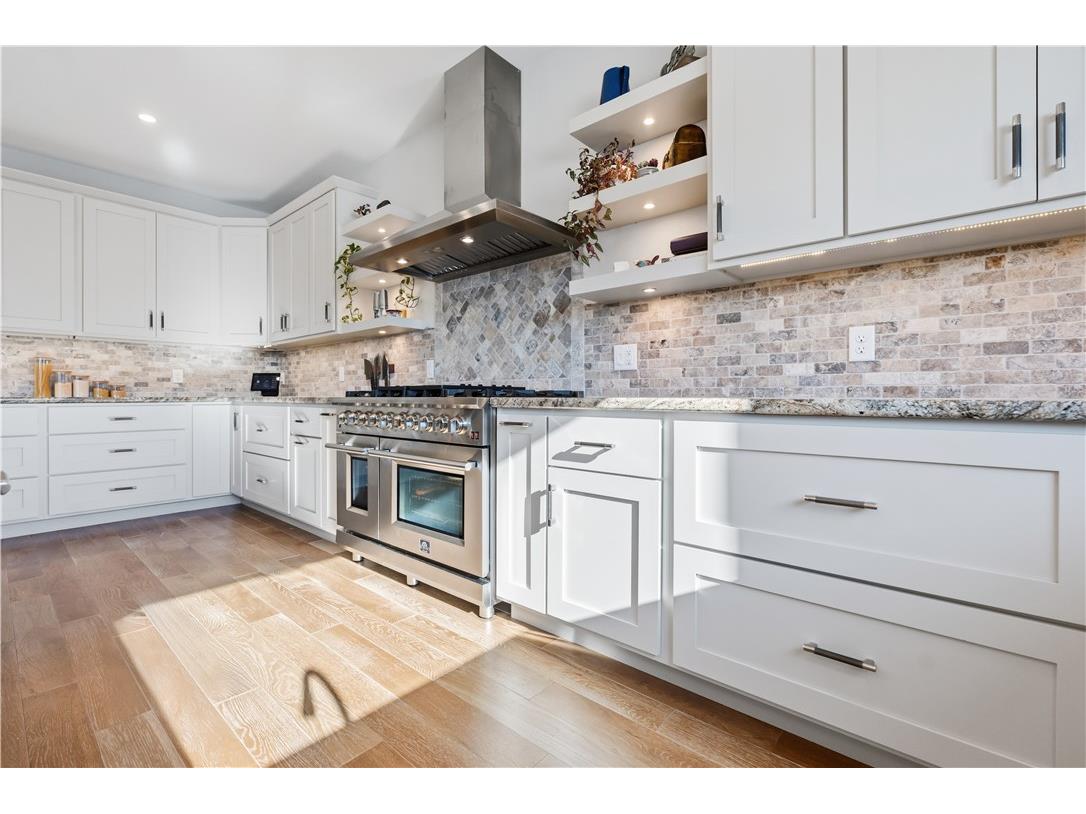 301 E Poplar Avenue Cameron WI 54822 1598147 image7