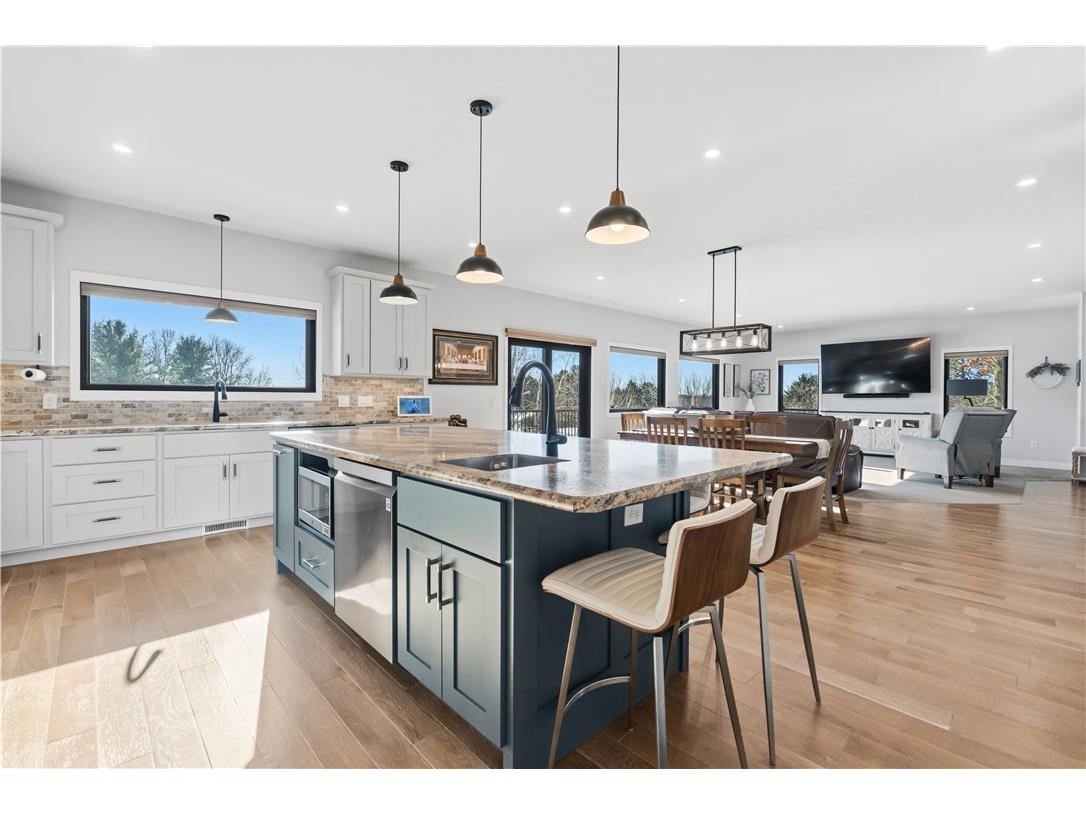 301 E Poplar Avenue Cameron WI 54822 1598147 image8