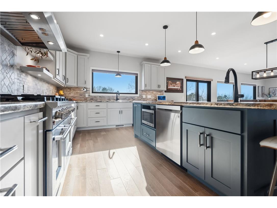 301 E Poplar Avenue Cameron WI 54822 1598147 image9