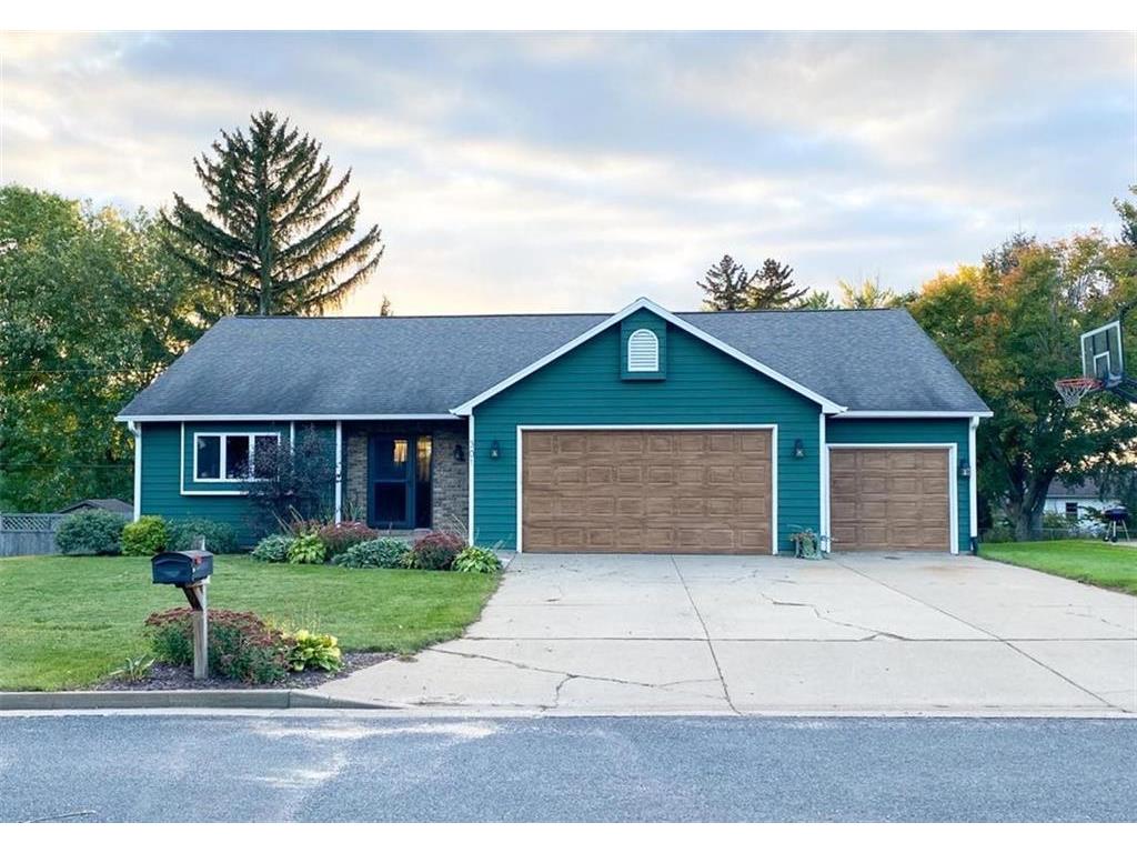 301 Jefferson Street, Mondovi, WI, 54755 MLS 1579298 Edina Realty