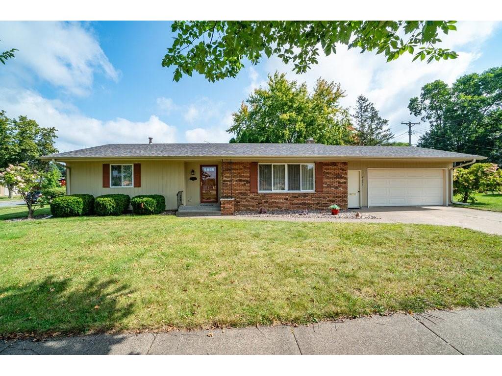 3011 Eisenhower Street Eau Claire WI 54701 1585559 image1