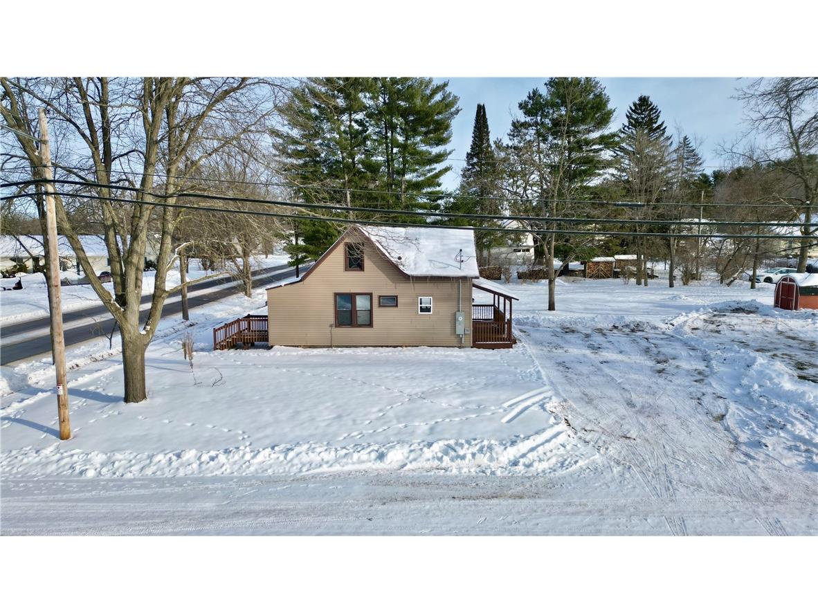302 21st Avenue E Menomonie WI 54751 1597430 image1